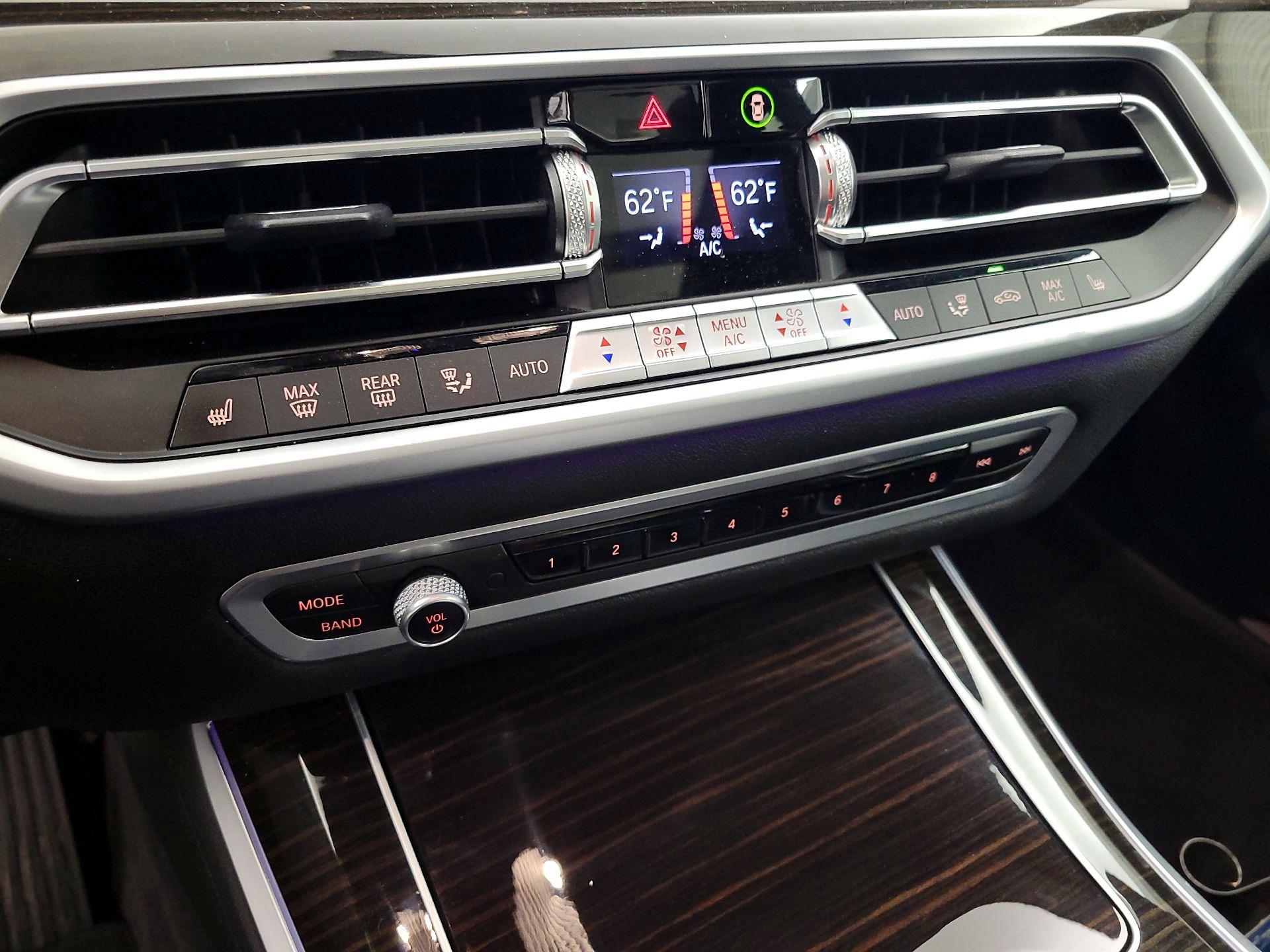 Thumbnail: 2021 BMW X5 - 17