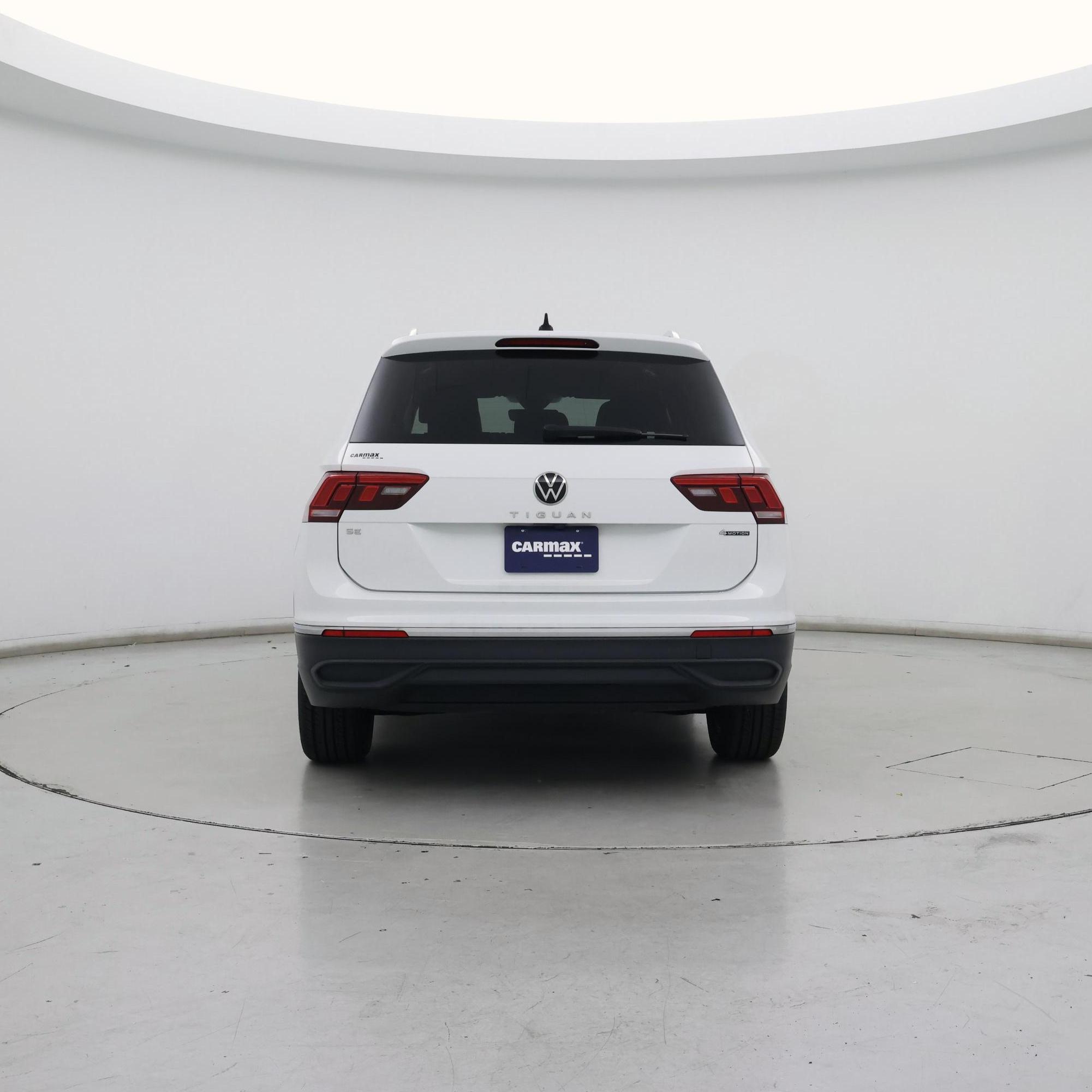 Thumbnail: 2022 Volkswagen Tiguan - 6