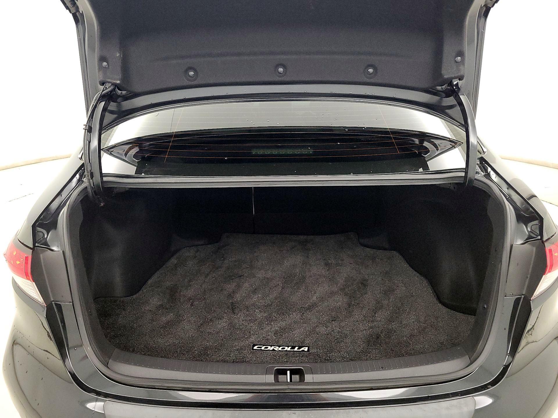 Thumbnail: 2021 Toyota Corolla - 19