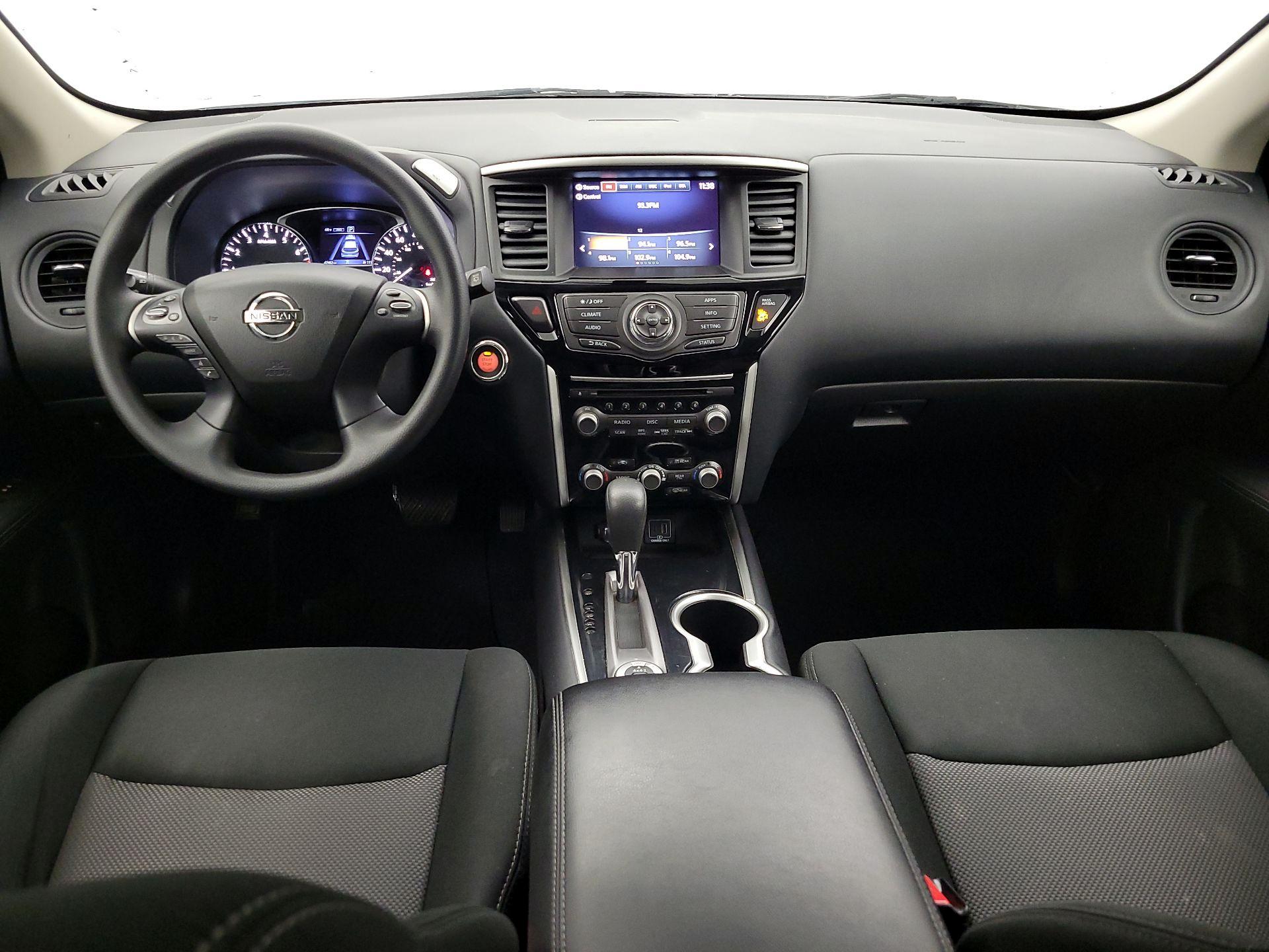 Thumbnail: 2020 Nissan Pathfinder - 9