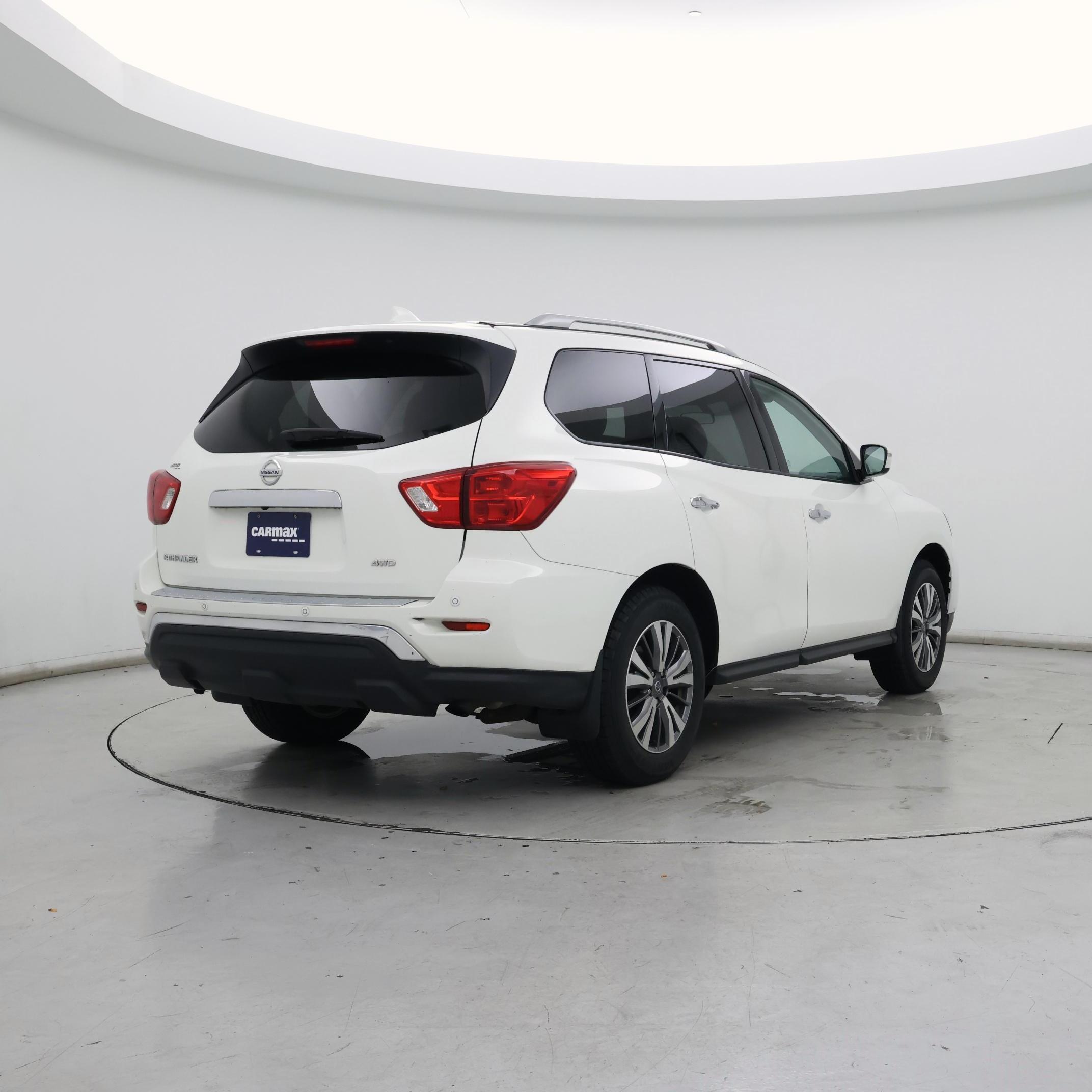 Thumbnail: 2020 Nissan Pathfinder - 8