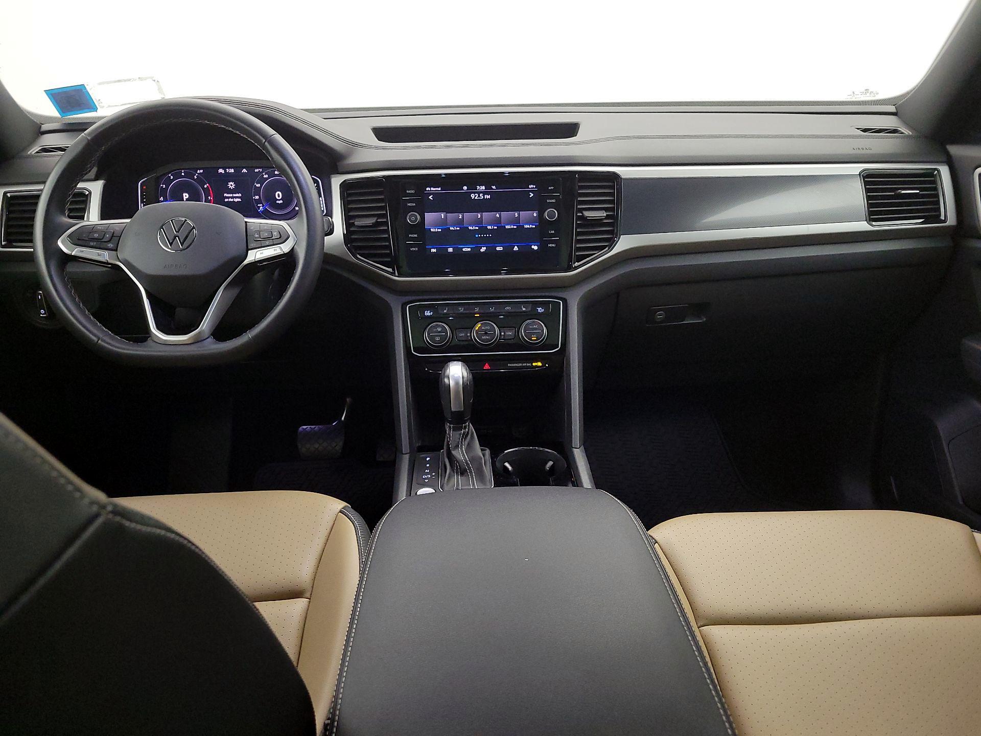 Thumbnail: 2022 Volkswagen Atlas - 9