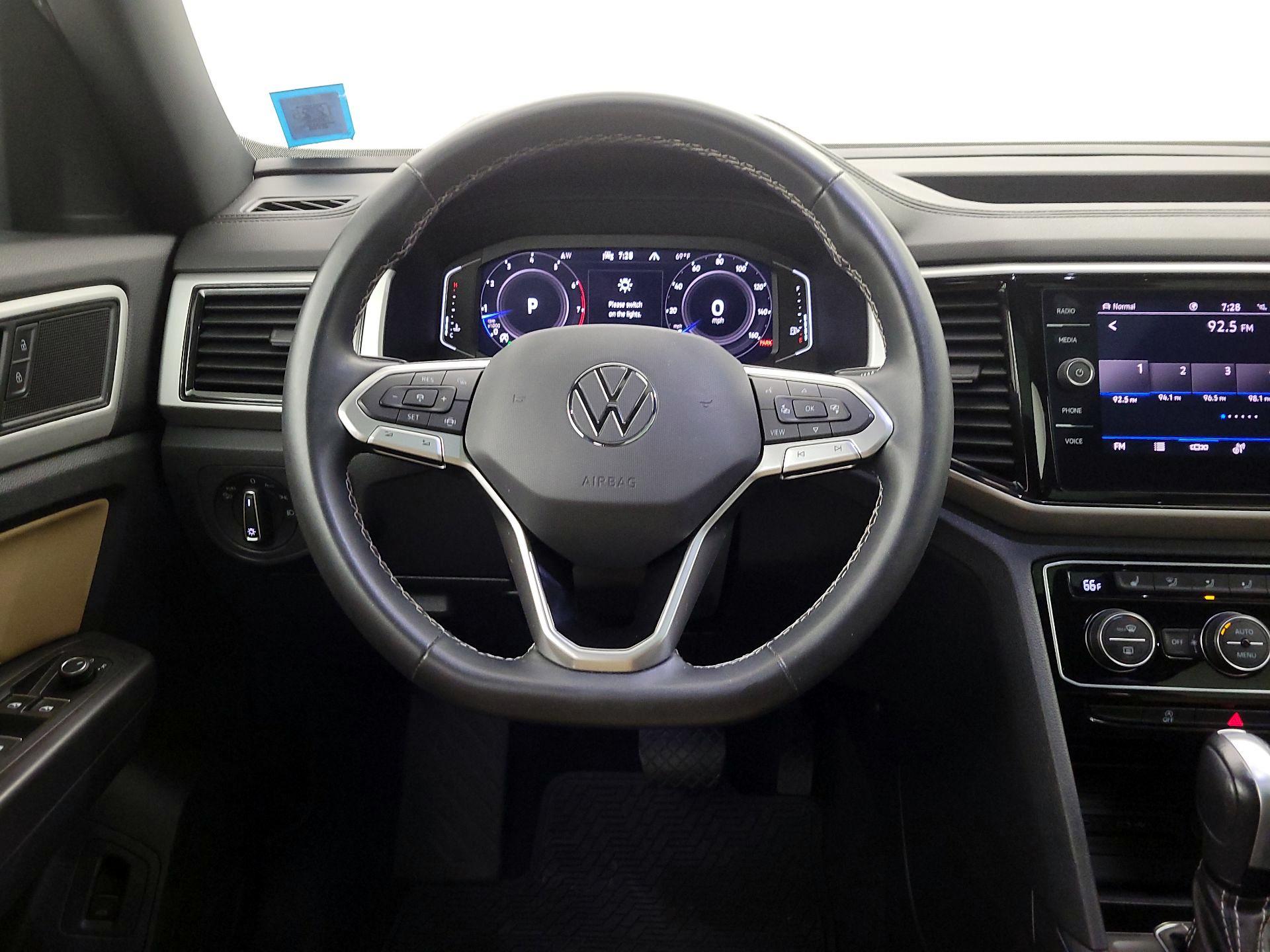 Thumbnail: 2022 Volkswagen Atlas - 10