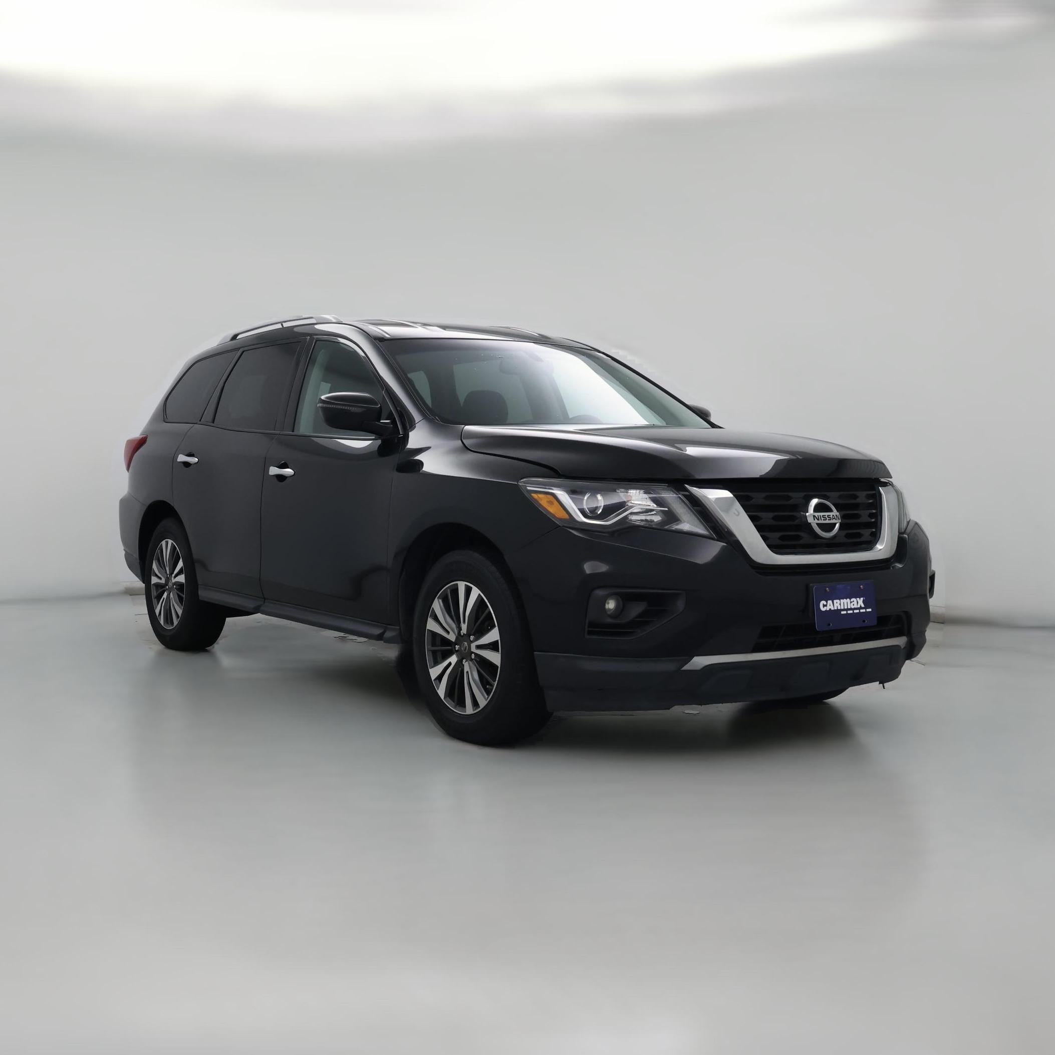 Thumbnail: 2017 Nissan Pathfinder - 1