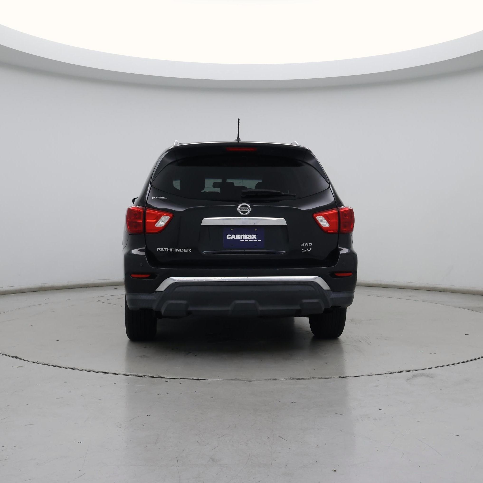 Thumbnail: 2017 Nissan Pathfinder - 6