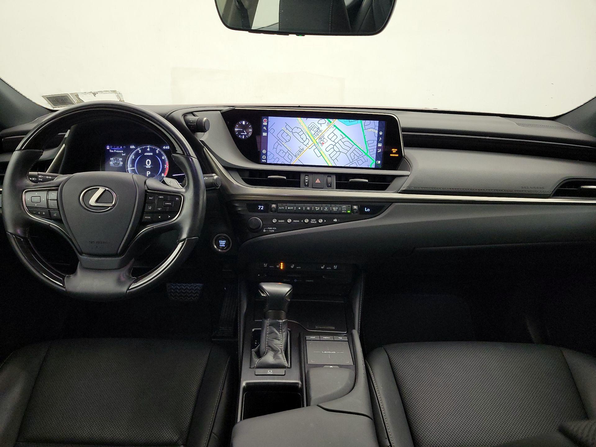 Thumbnail: 2020 Lexus ES - 9