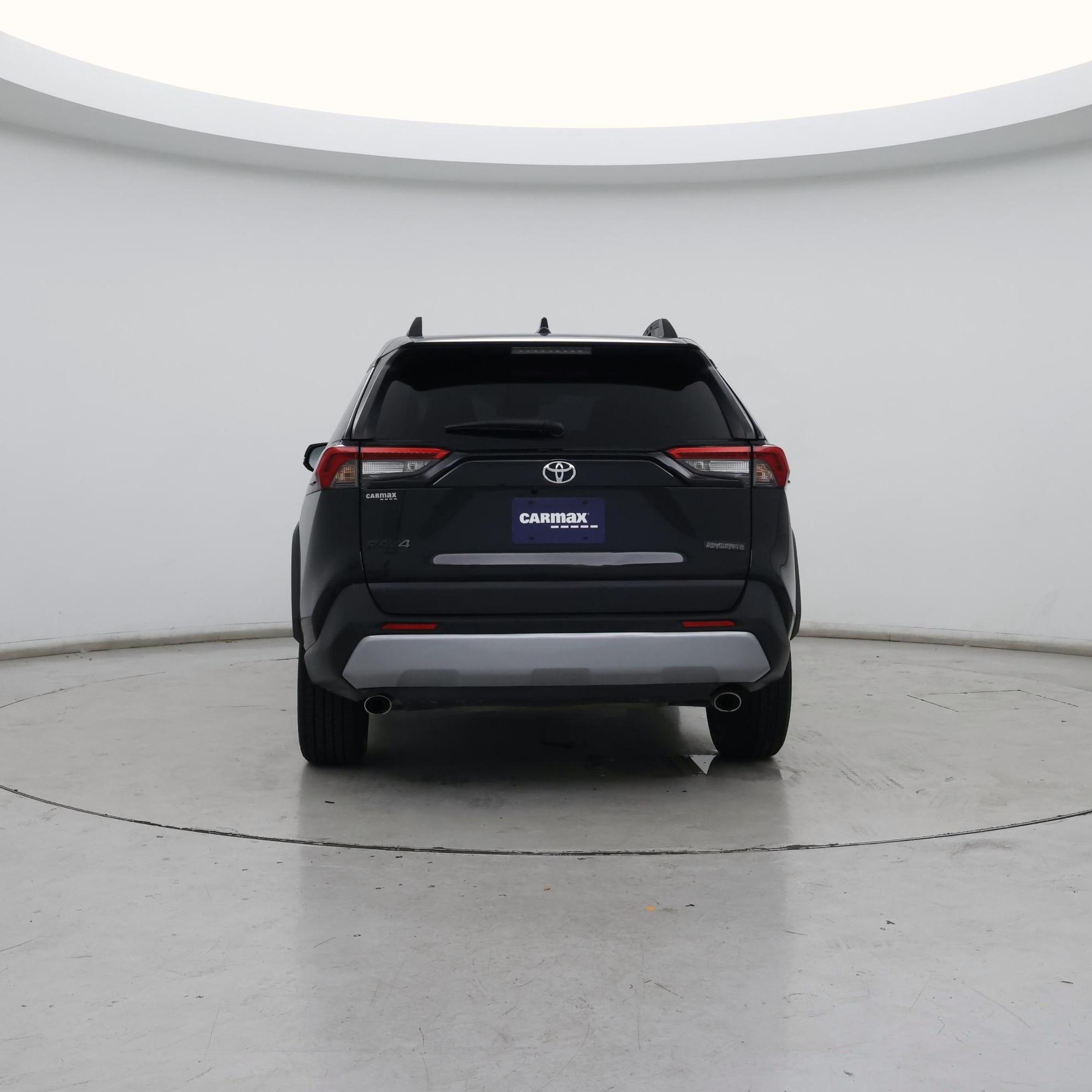 Thumbnail: 2019 Toyota RAV4 - 6