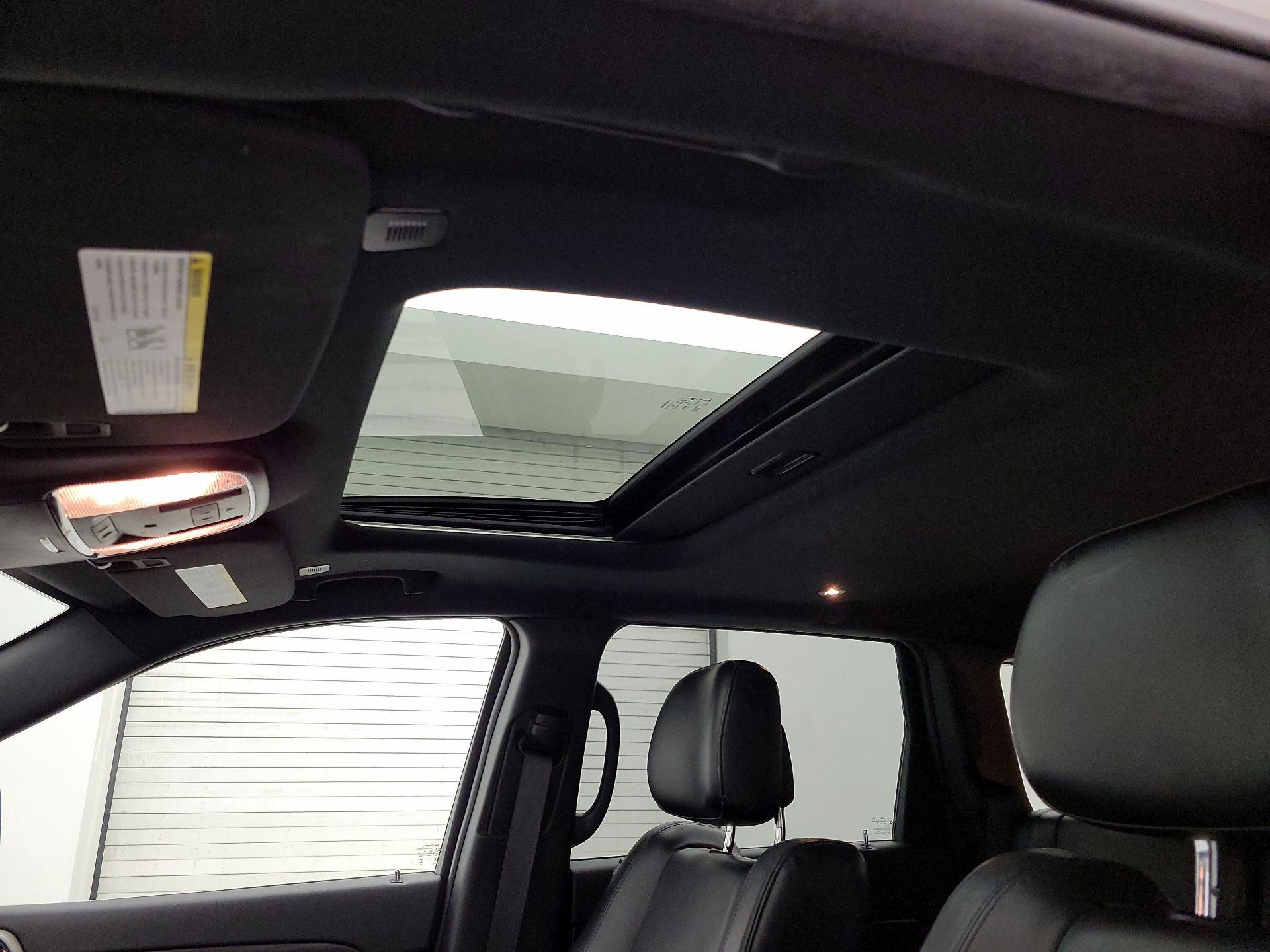 Thumbnail: 2020 Jeep Grand Cherokee - 19