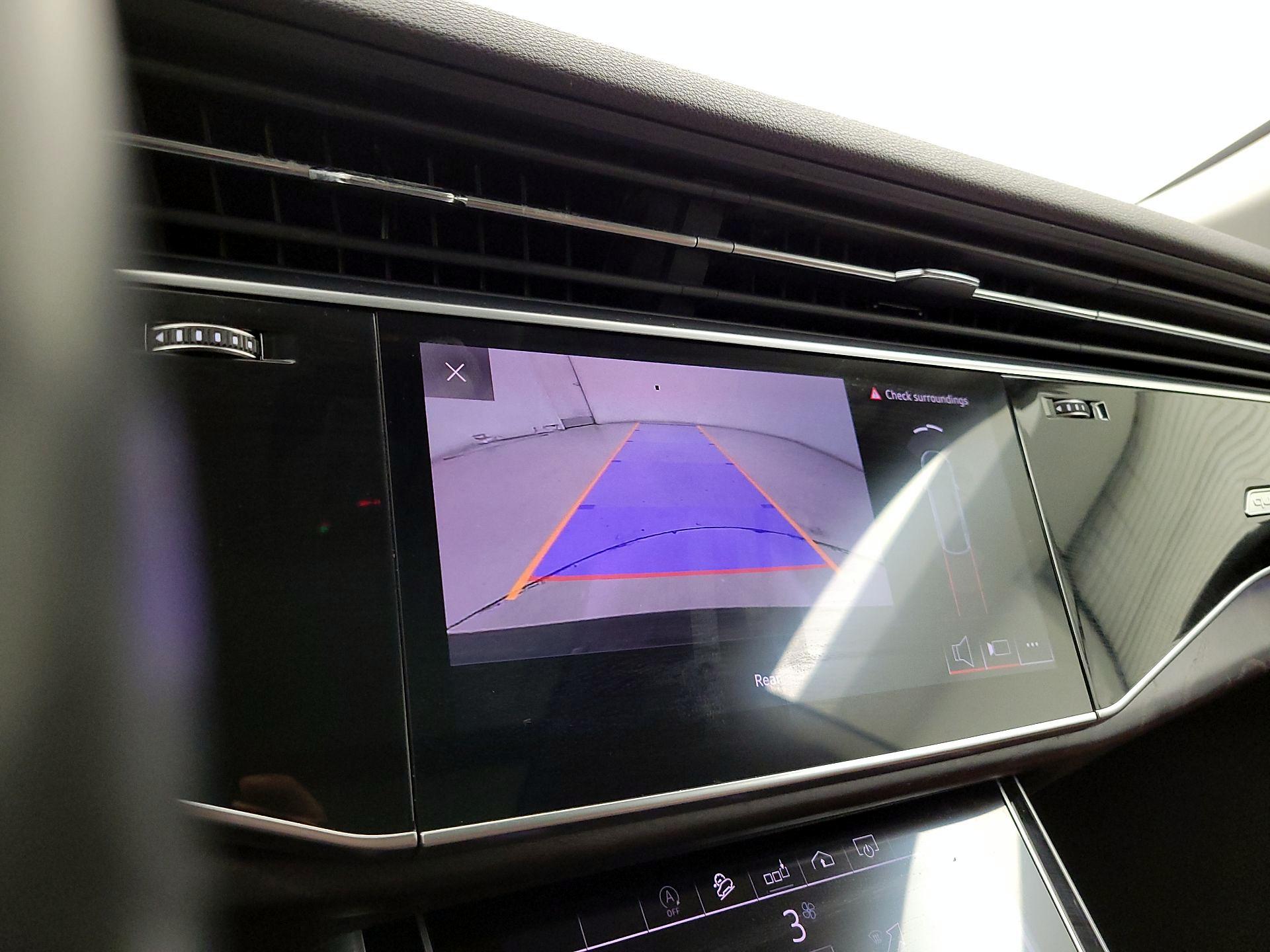 Thumbnail: 2019 Audi Q8 - 15