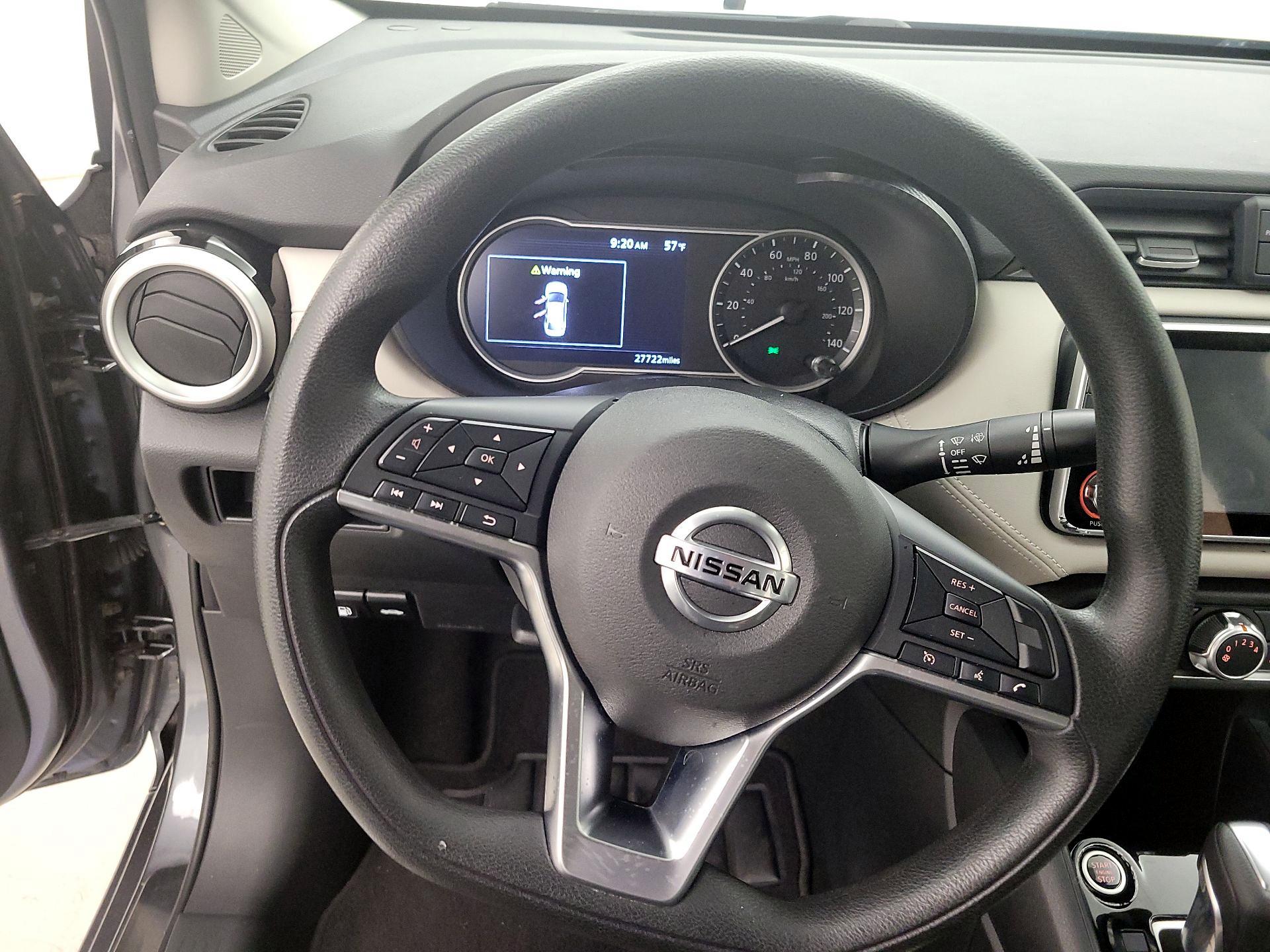Thumbnail: 2020 Nissan Versa - 10