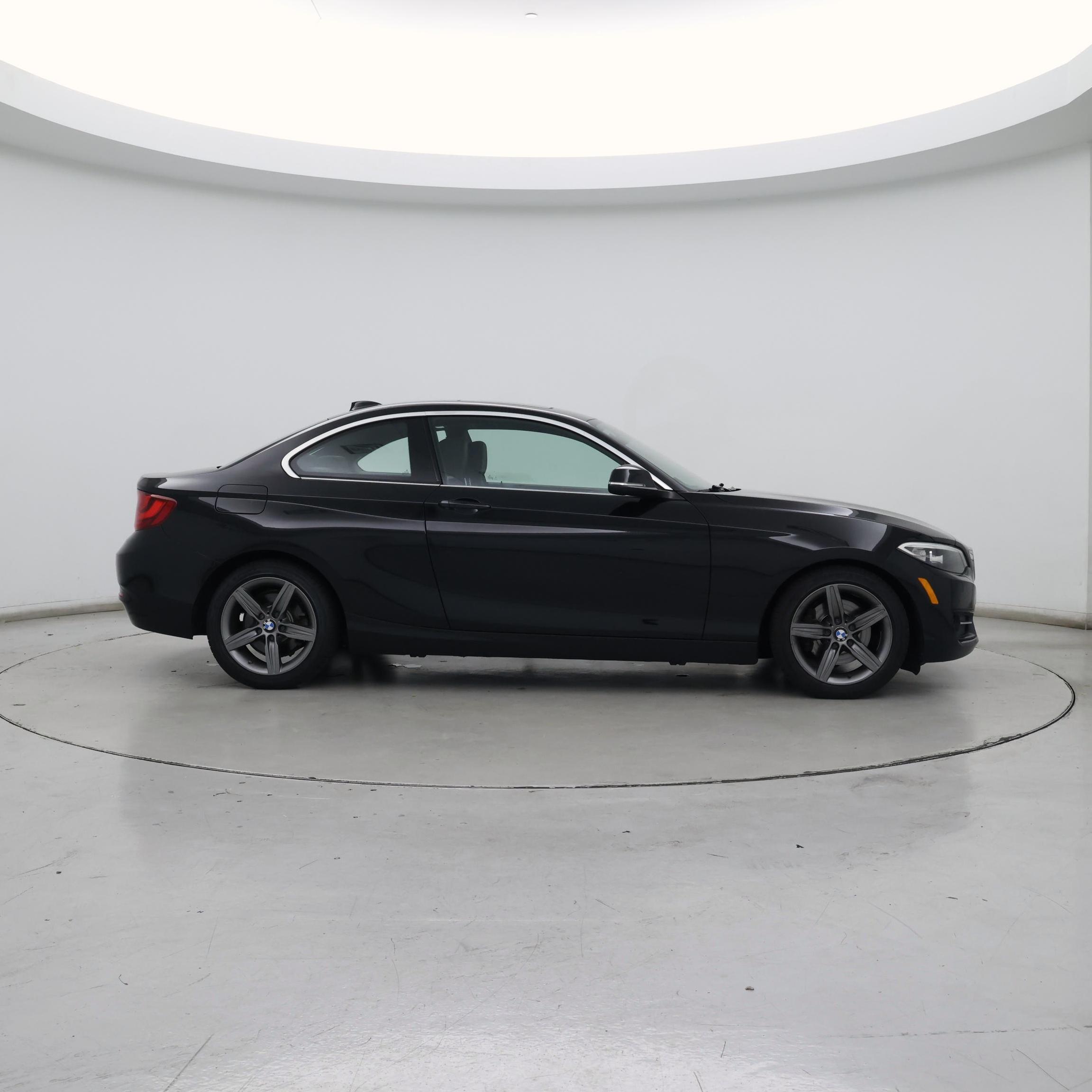Thumbnail: 2017 BMW 2 Series - 7