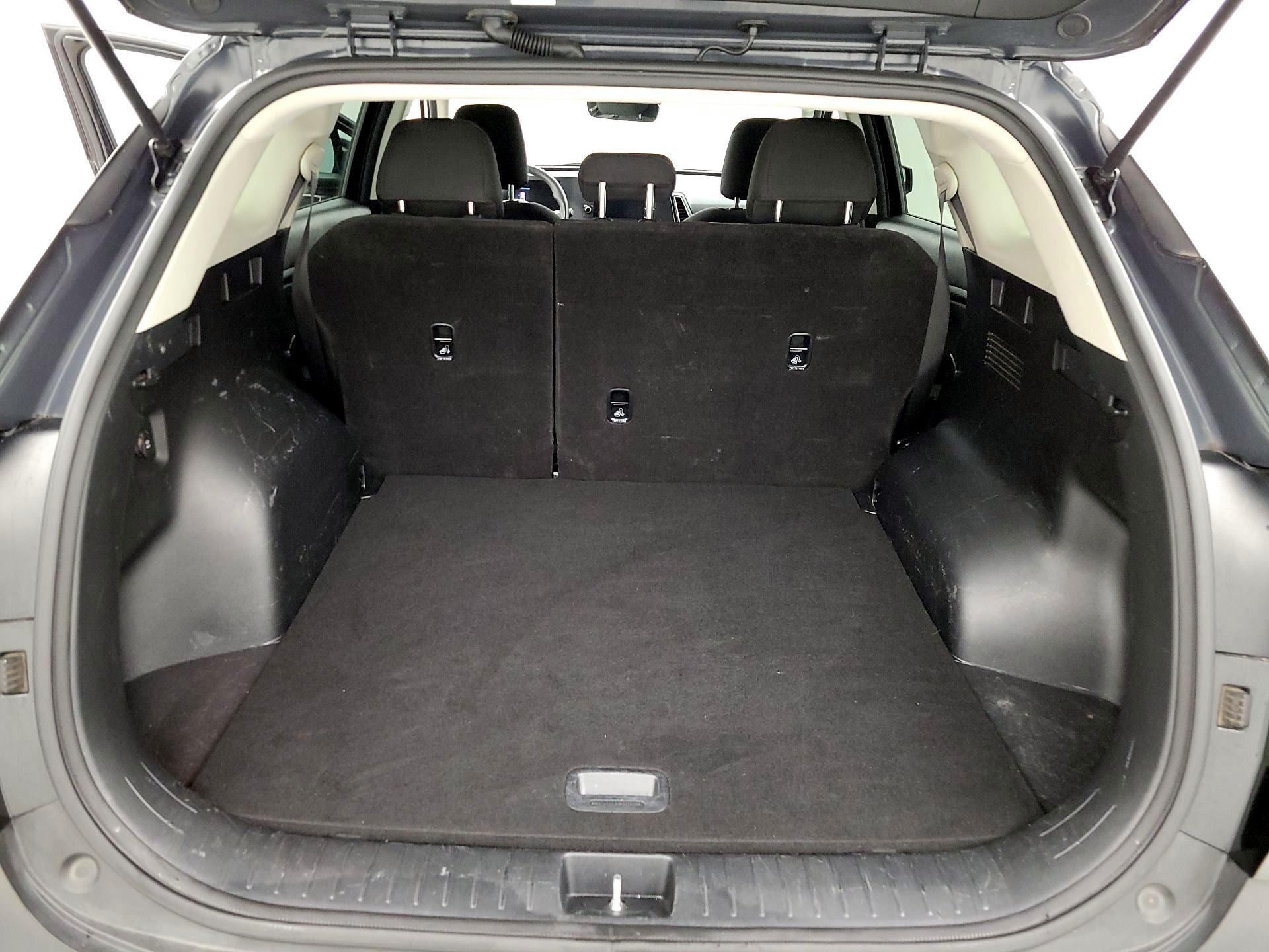 Thumbnail: 2023 Kia Sportage - 20