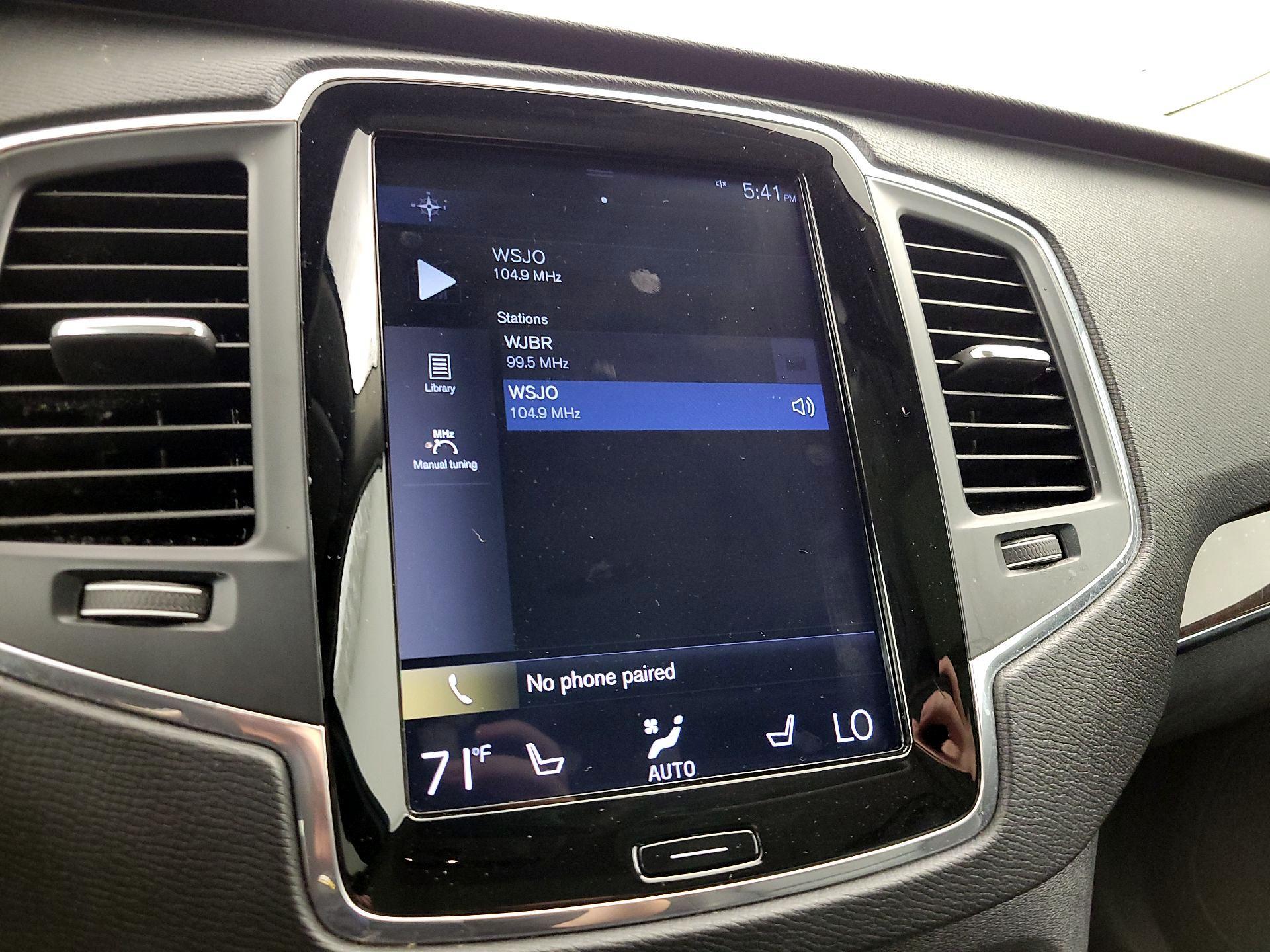 Thumbnail: 2019 Volvo XC90 - 16