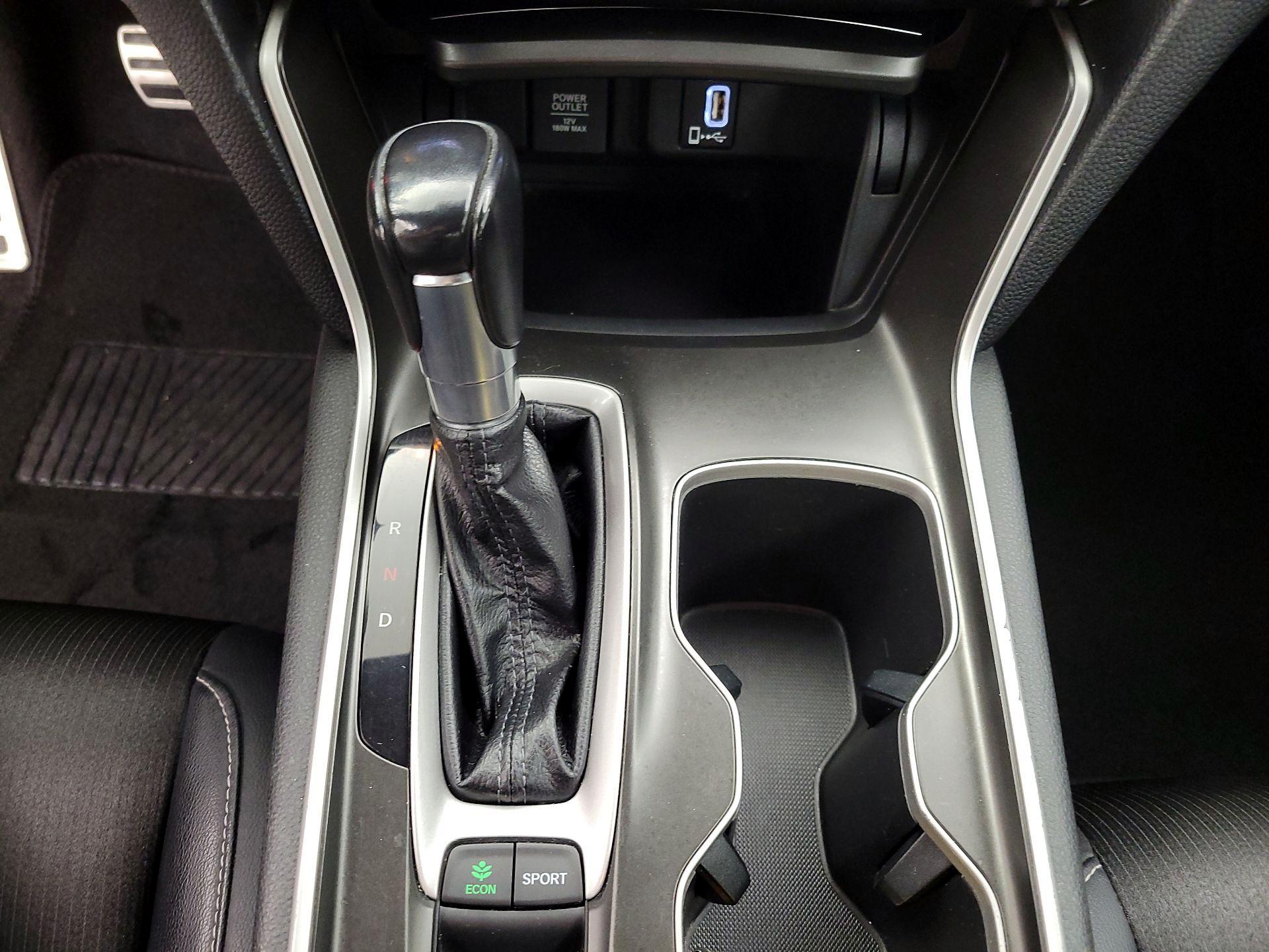 Thumbnail: 2018 Honda Accord - 17