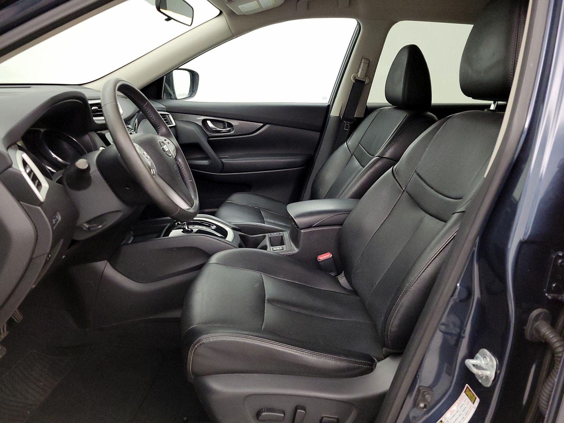 Thumbnail: 2016 Nissan Rogue - 11
