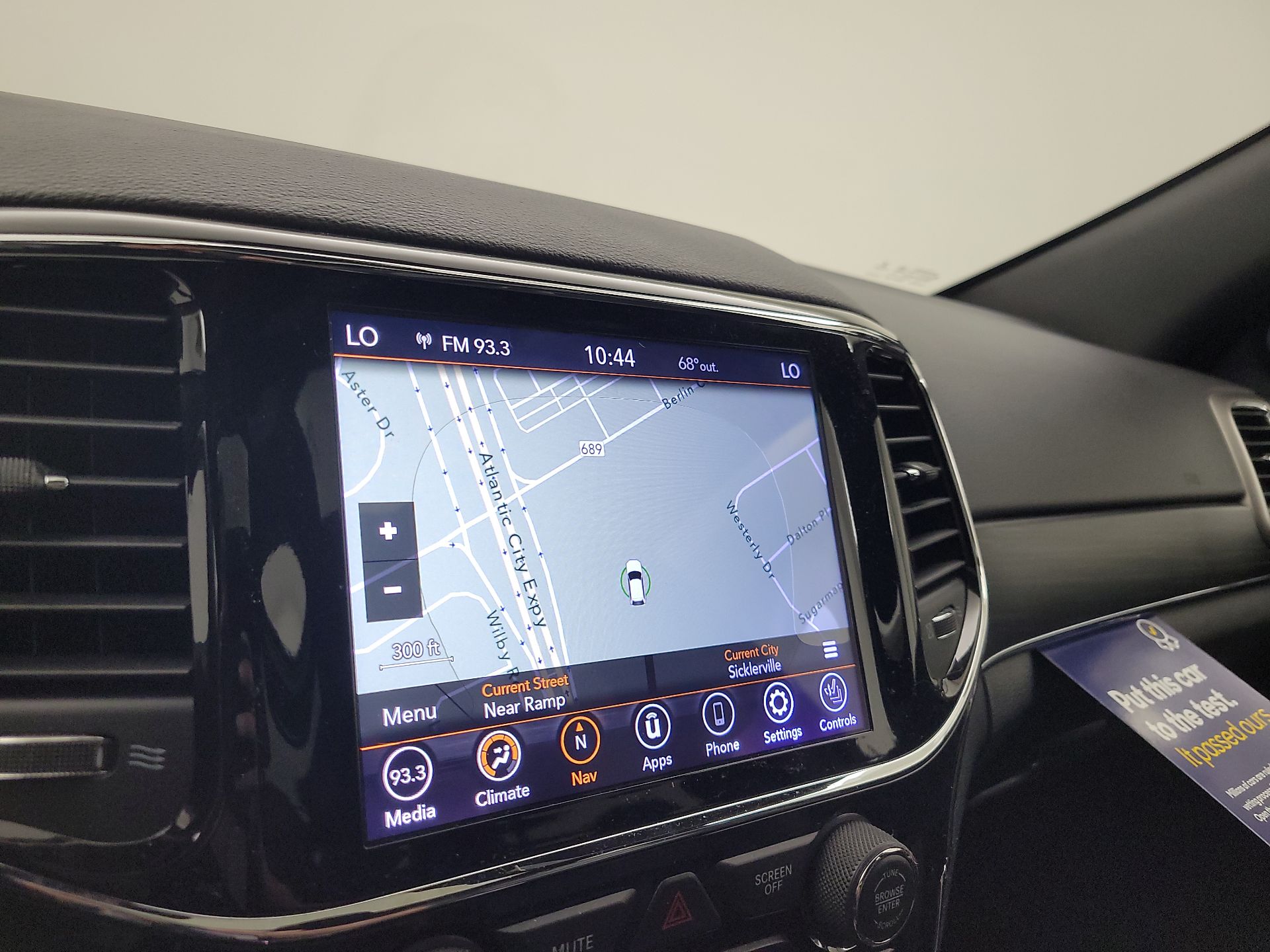Thumbnail: 2019 Jeep Grand Cherokee - 14