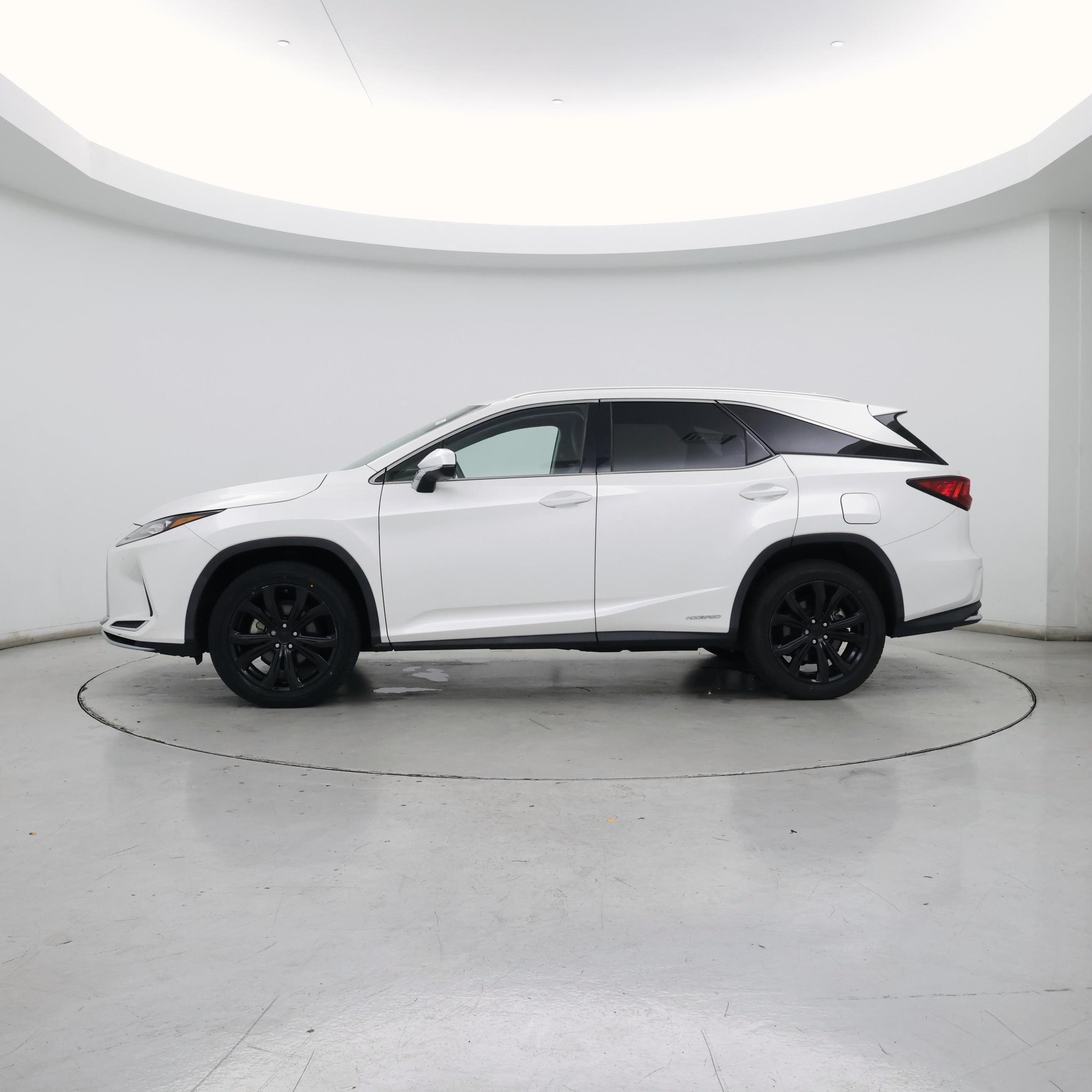 Thumbnail: 2020 Lexus RX - 3
