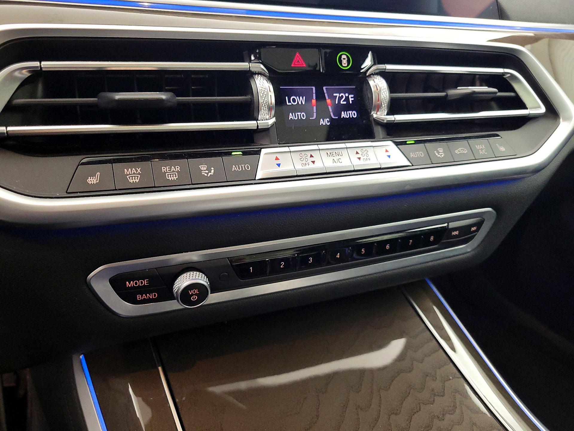 Thumbnail: 2022 BMW X5 - 16