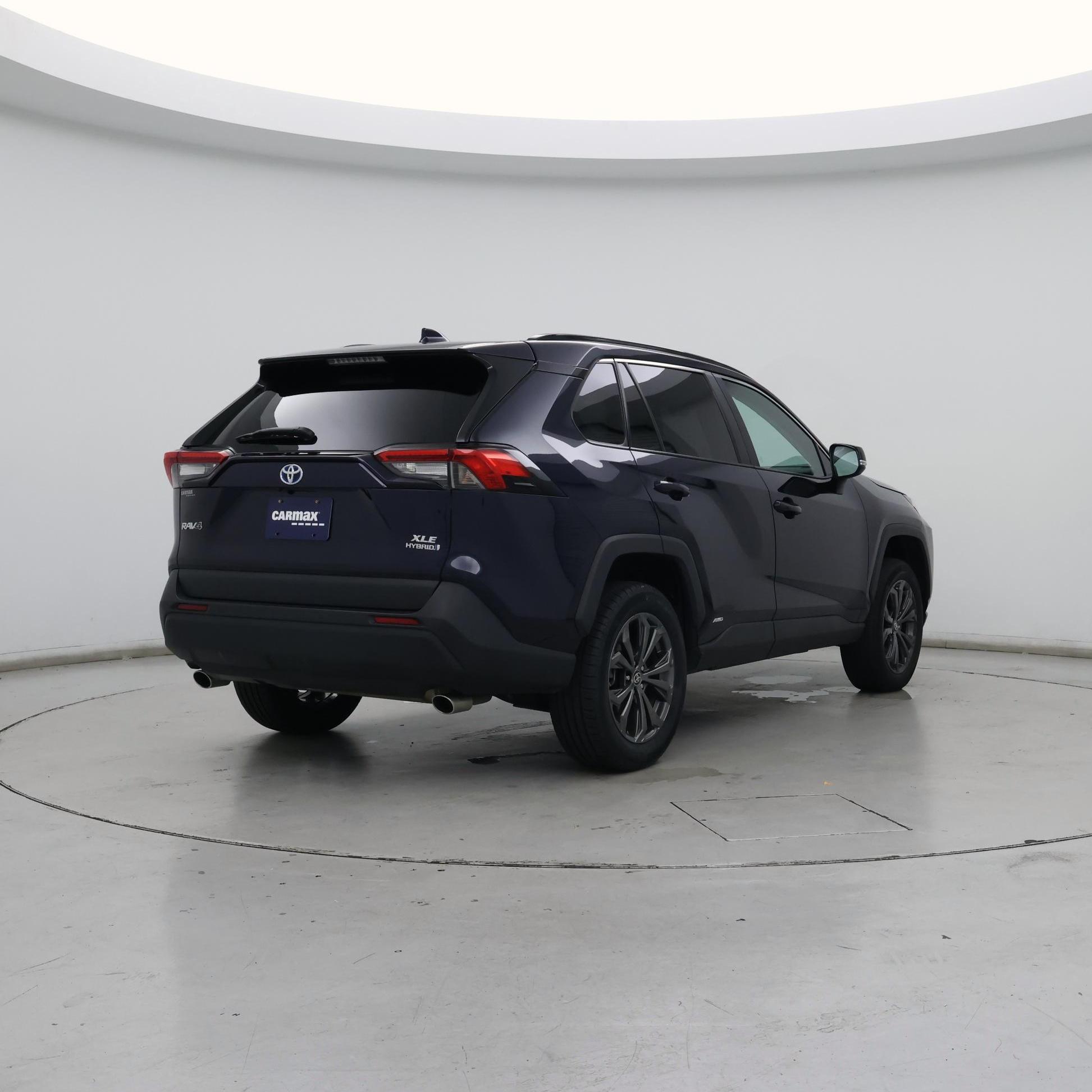Thumbnail: 2024 Toyota RAV4 - 8