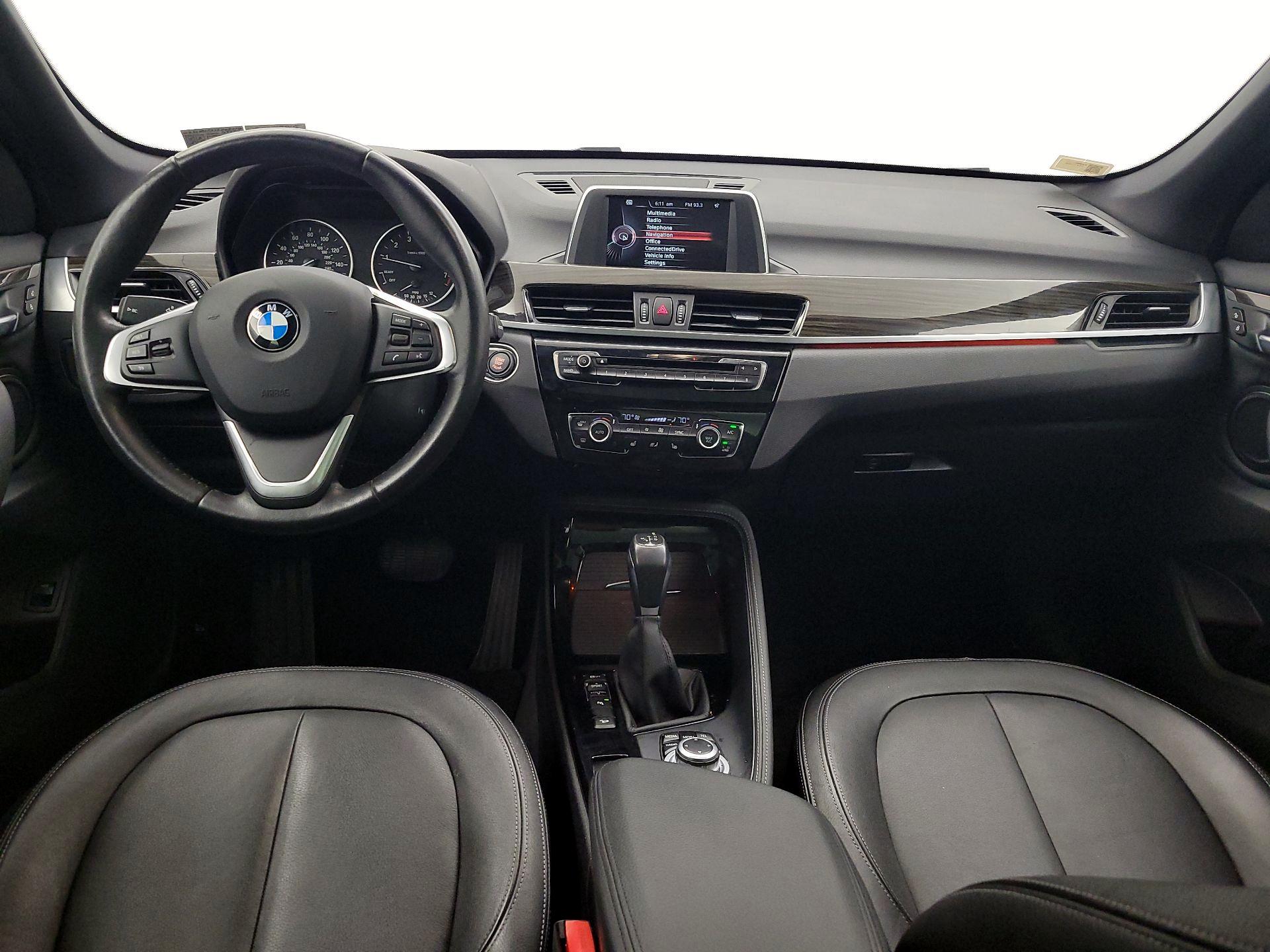 Thumbnail: 2016 BMW X1 - 9