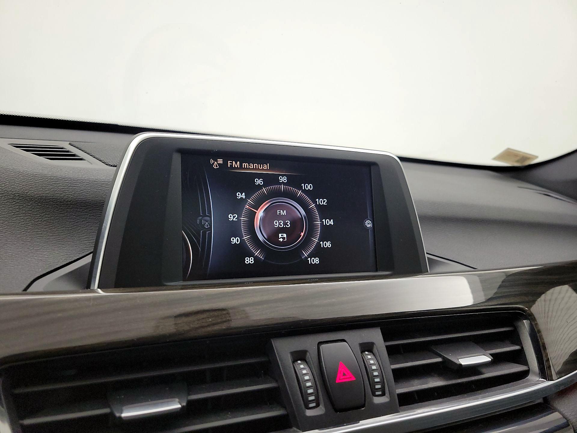 Thumbnail: 2016 BMW X1 - 16