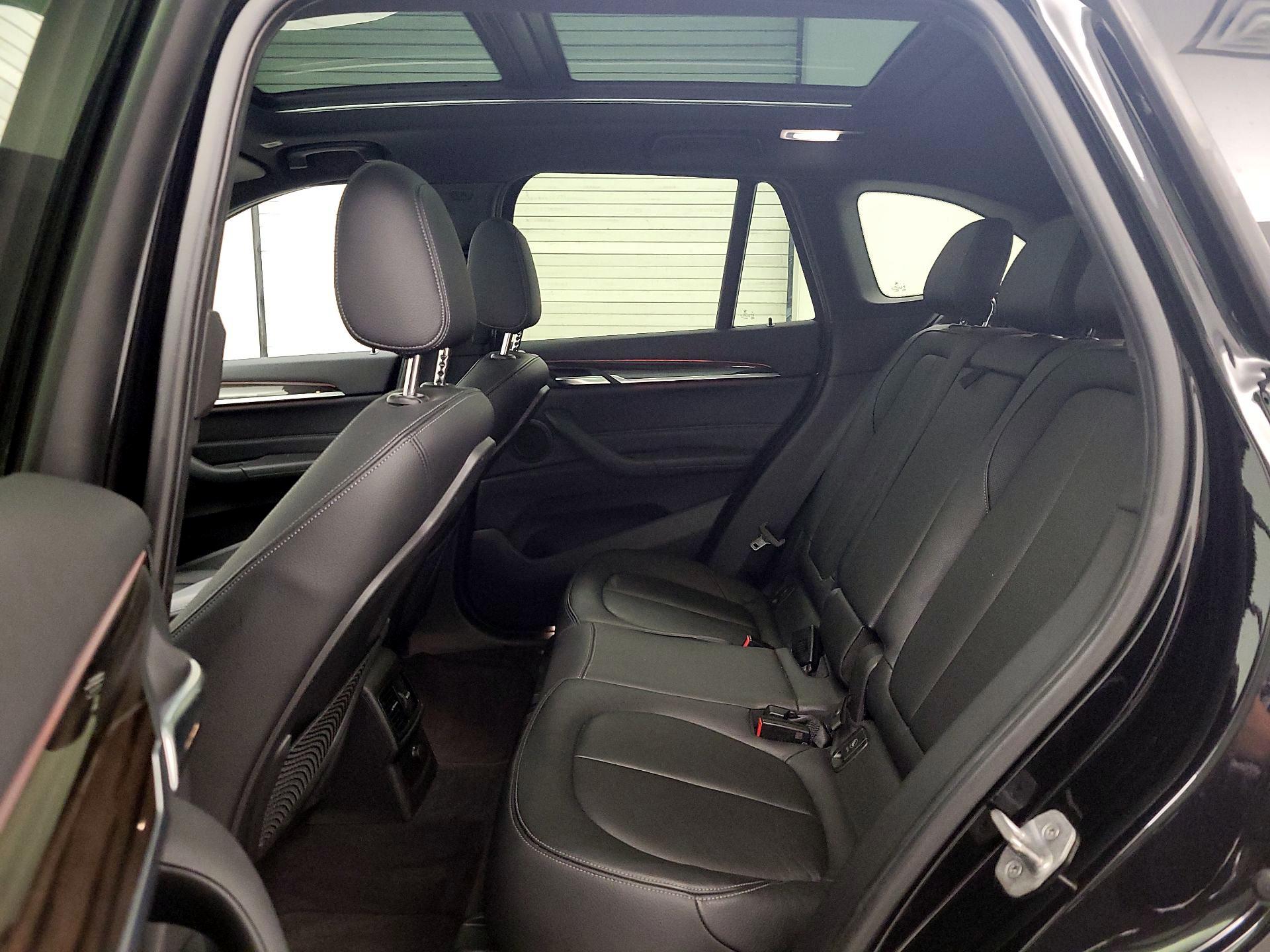 Thumbnail: 2016 BMW X1 - 20