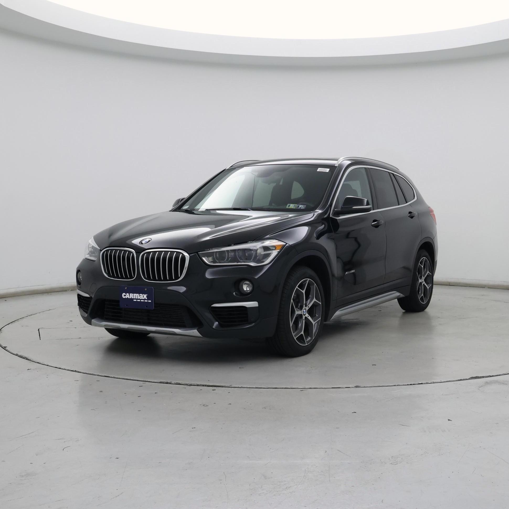 Thumbnail: 2016 BMW X1 - 4