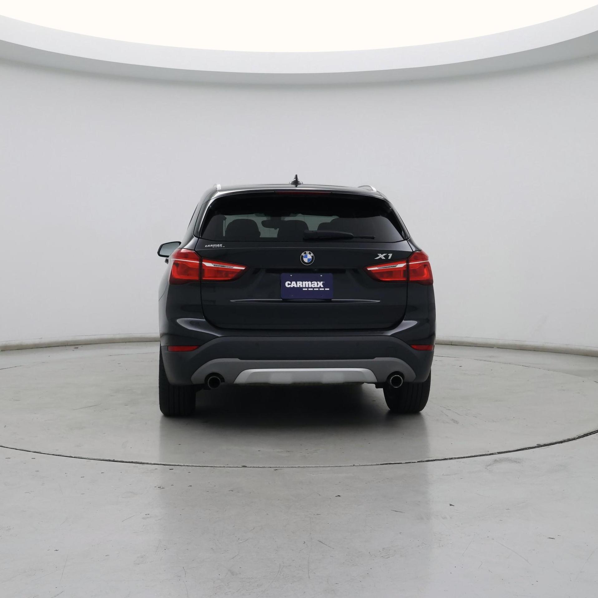 Thumbnail: 2016 BMW X1 - 6