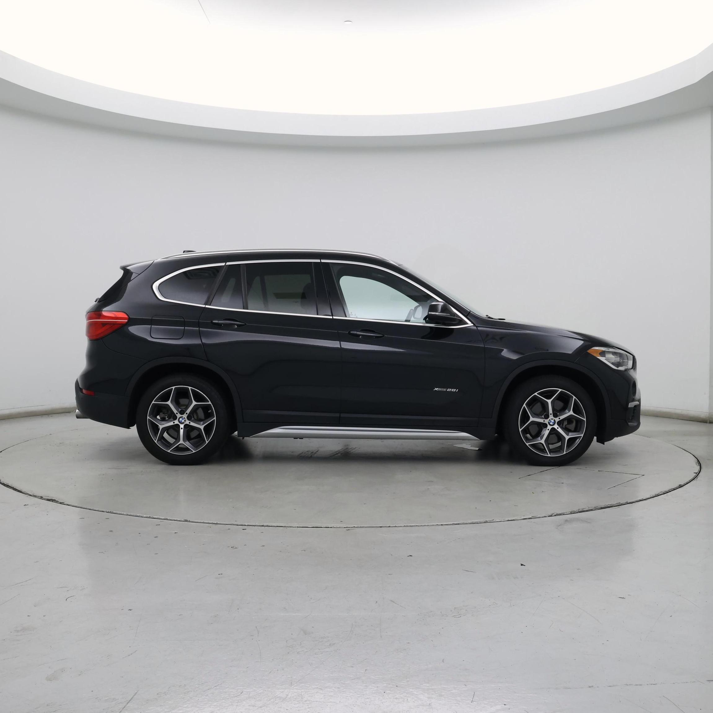 Thumbnail: 2016 BMW X1 - 7