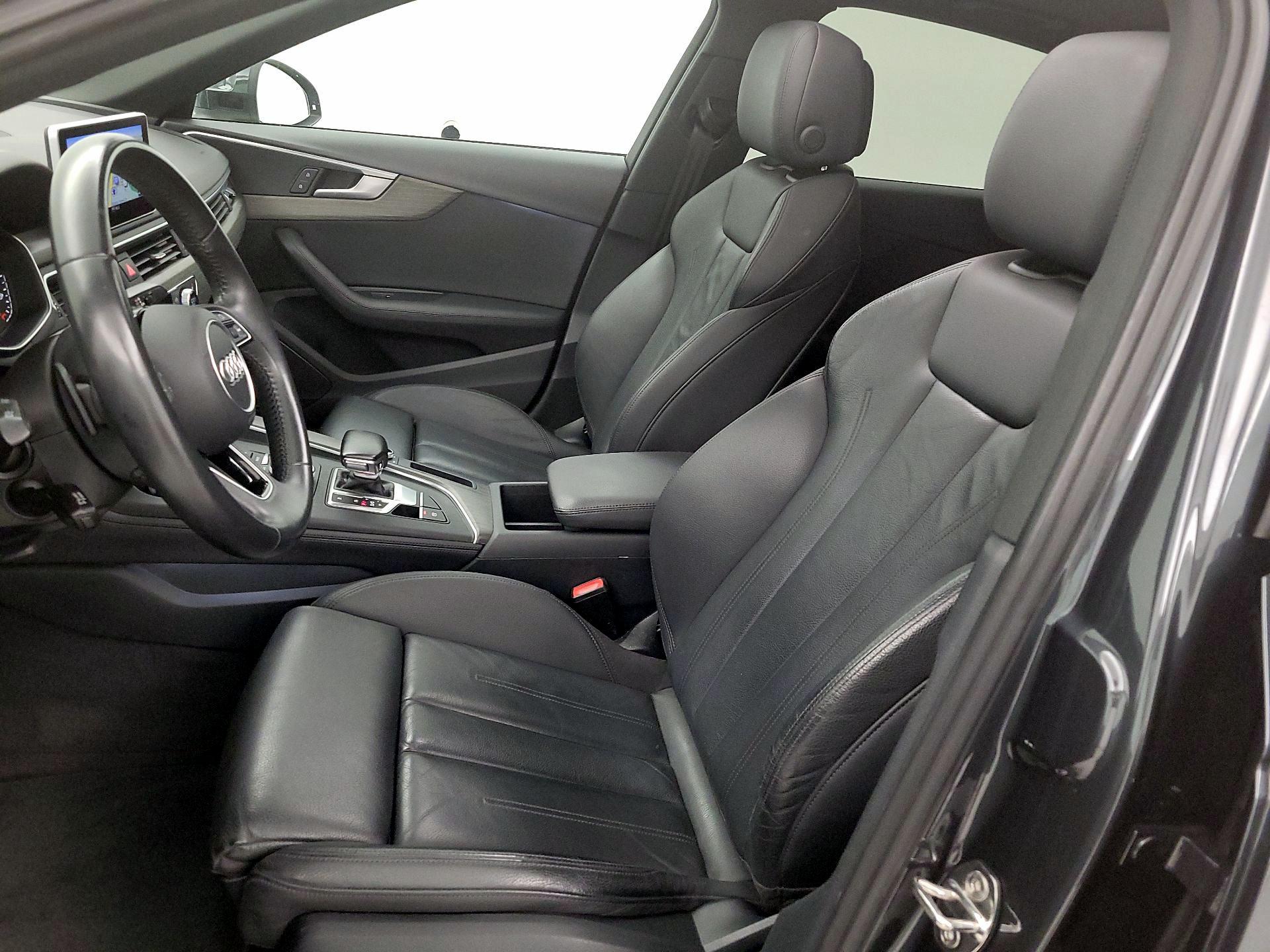 Thumbnail: 2019 Audi A4 - 11