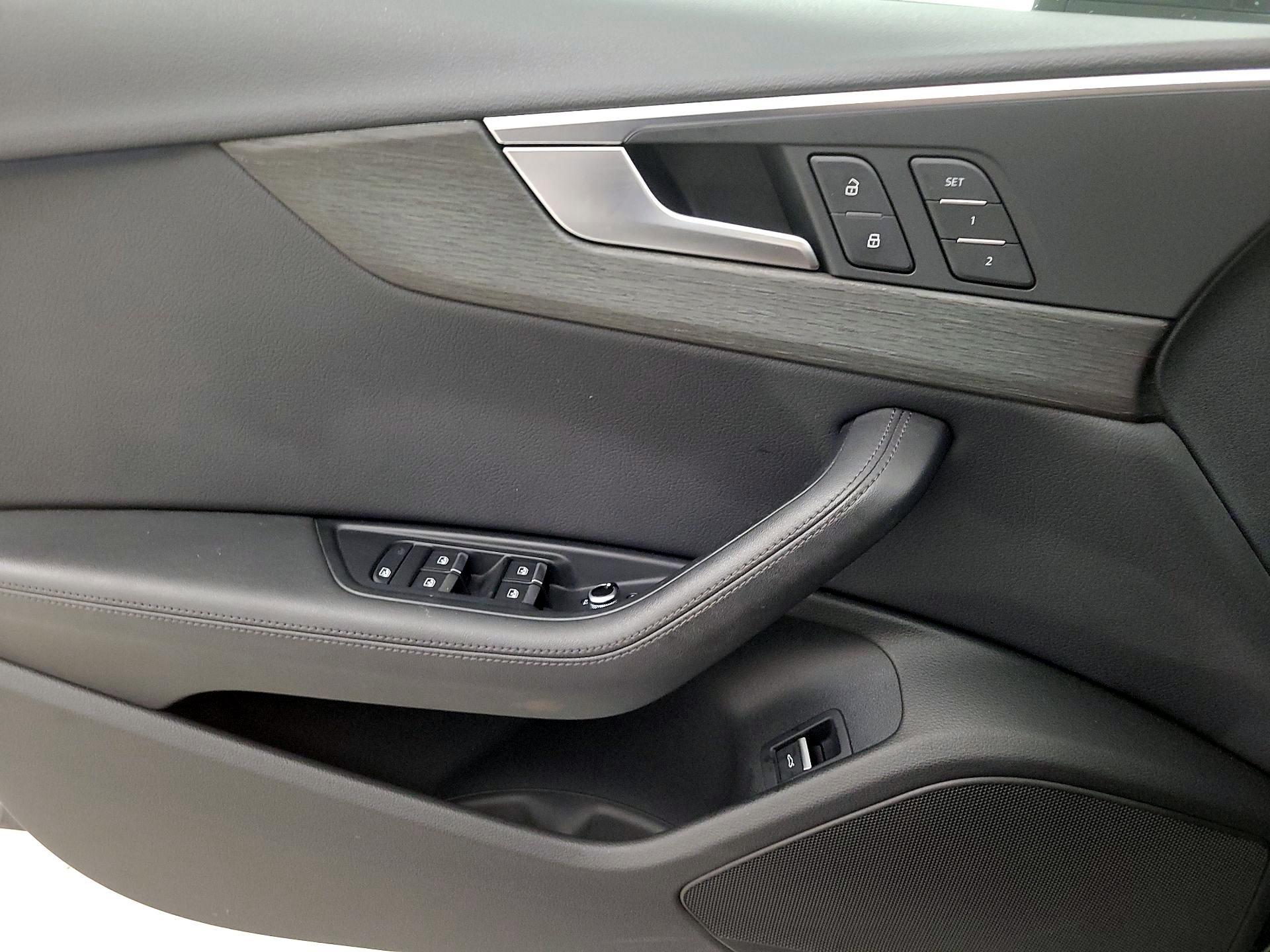 Thumbnail: 2019 Audi A4 - 12