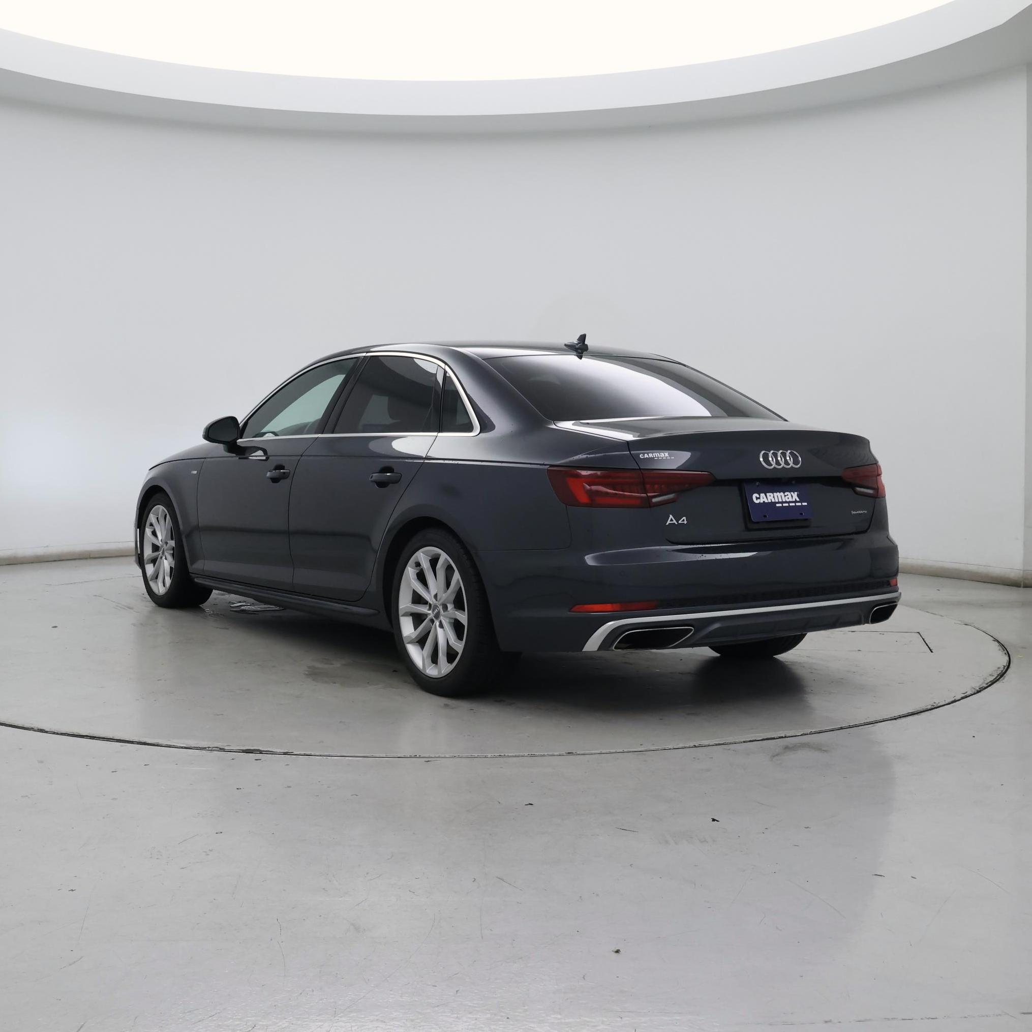 Thumbnail: 2019 Audi A4 - 2