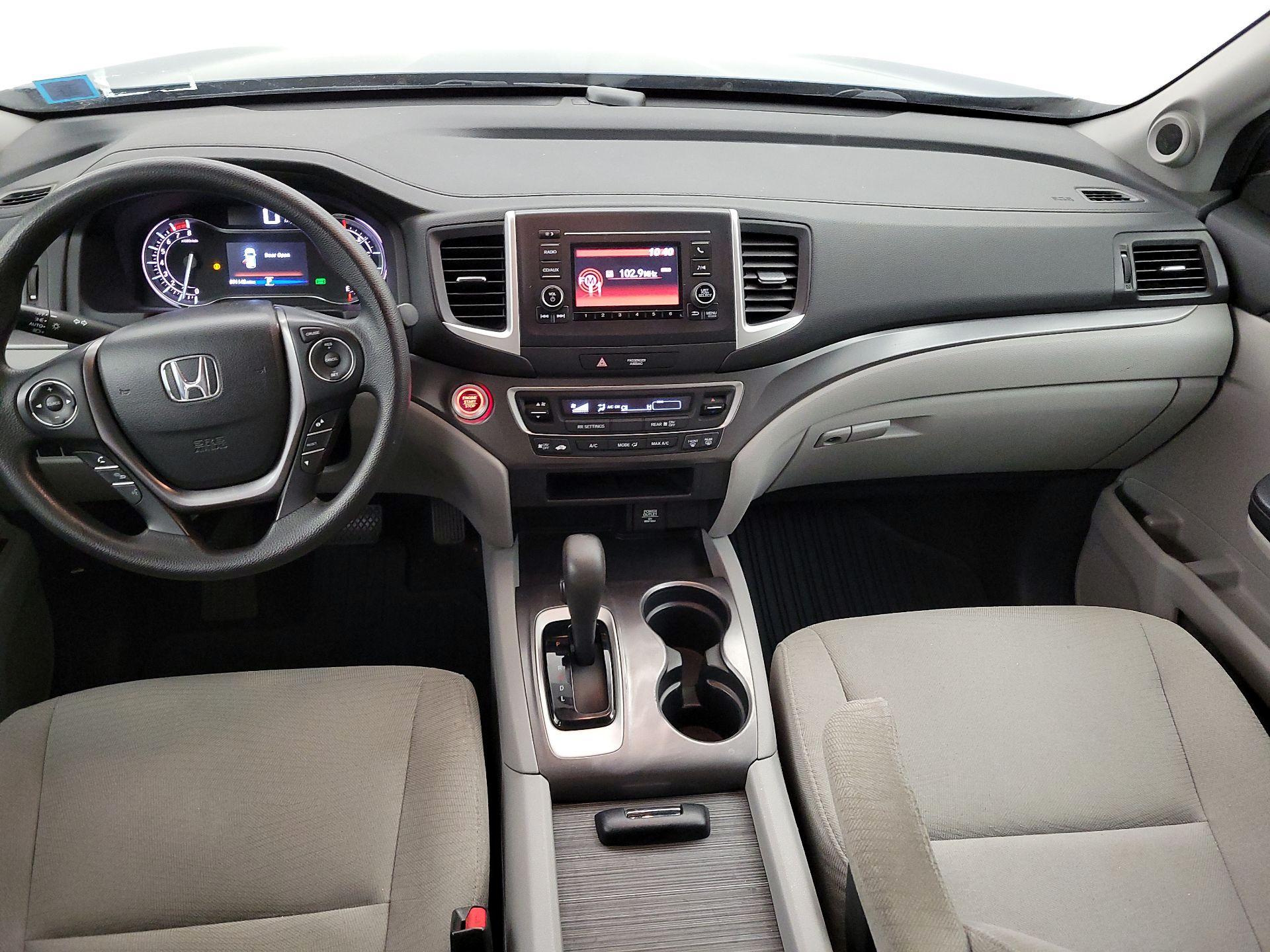 Thumbnail: 2016 Honda Pilot - 9