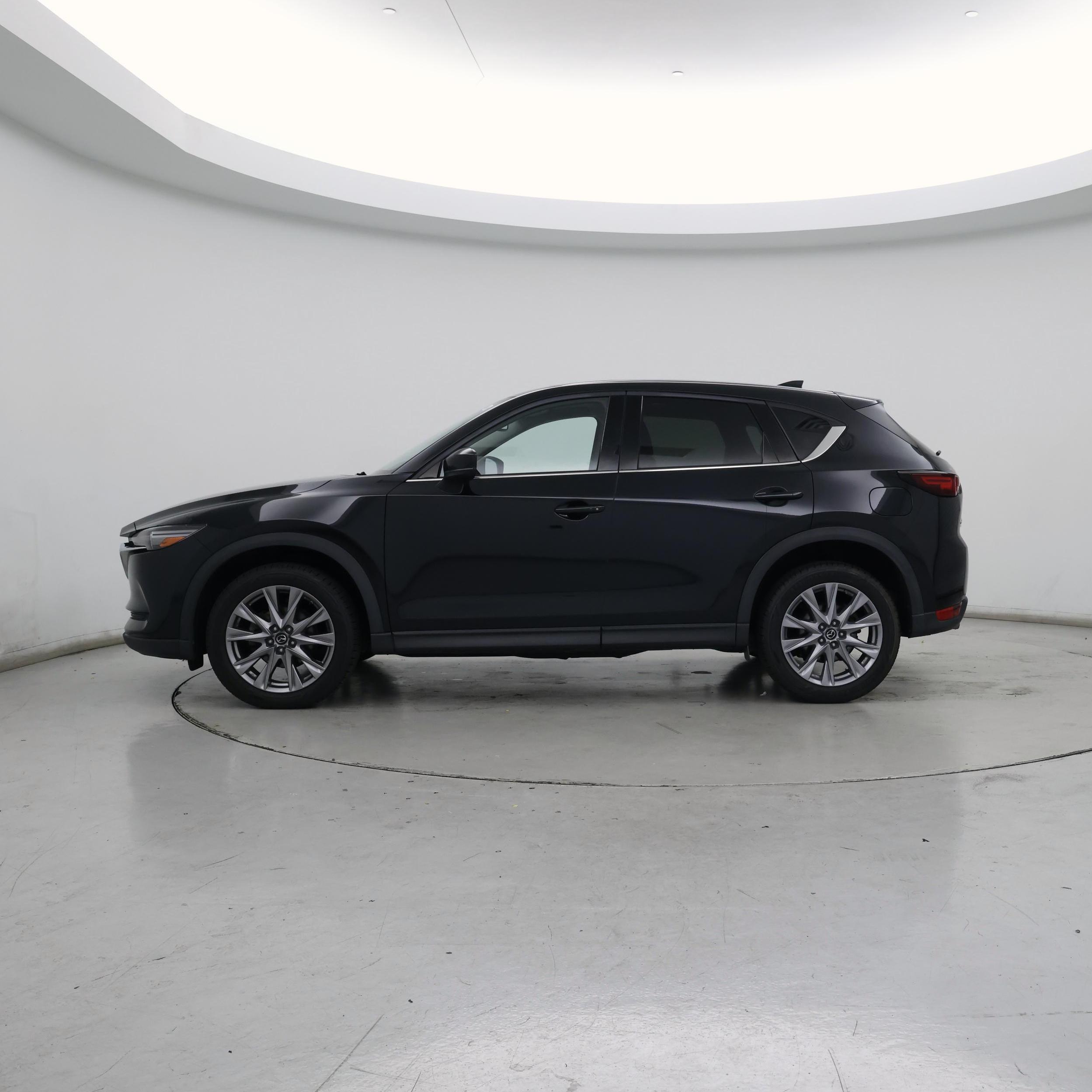 Thumbnail: 2020 Mazda CX-5 - 3