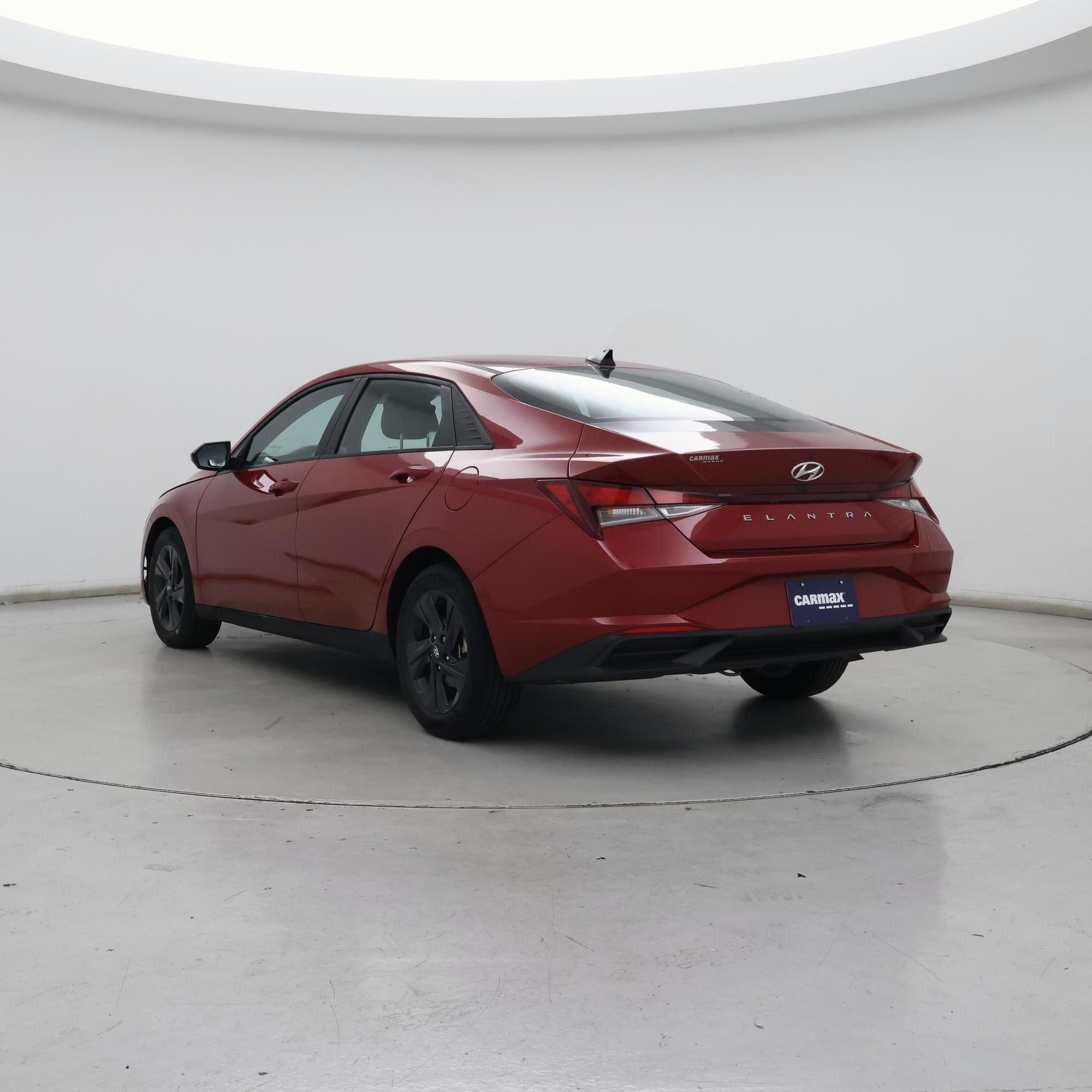 Thumbnail: 2023 Hyundai Elantra - 2