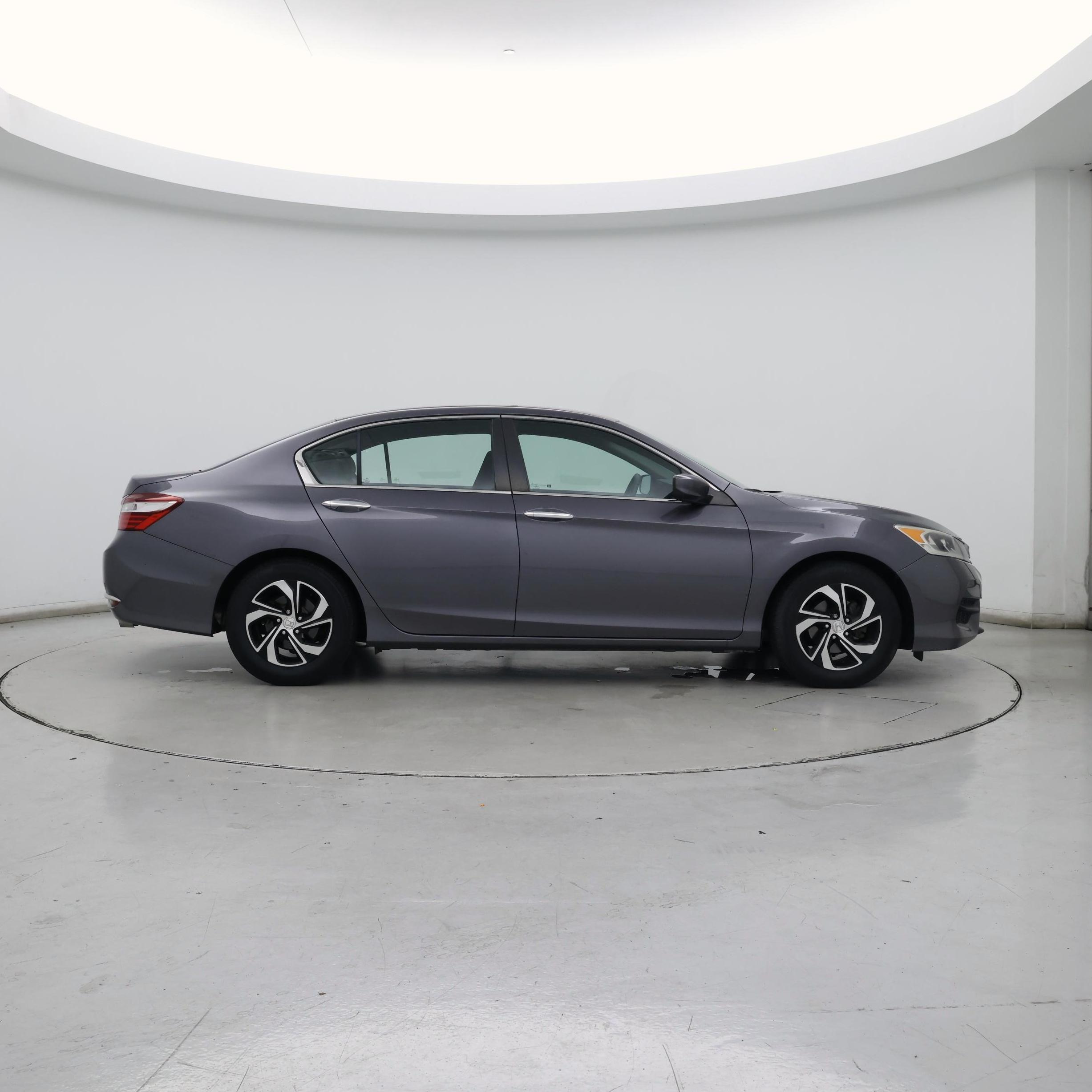 Thumbnail: 2017 Honda Accord - 7