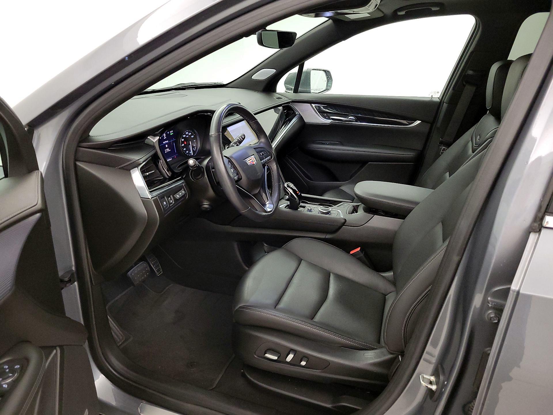 Thumbnail: 2020 Cadillac XT6 - 11