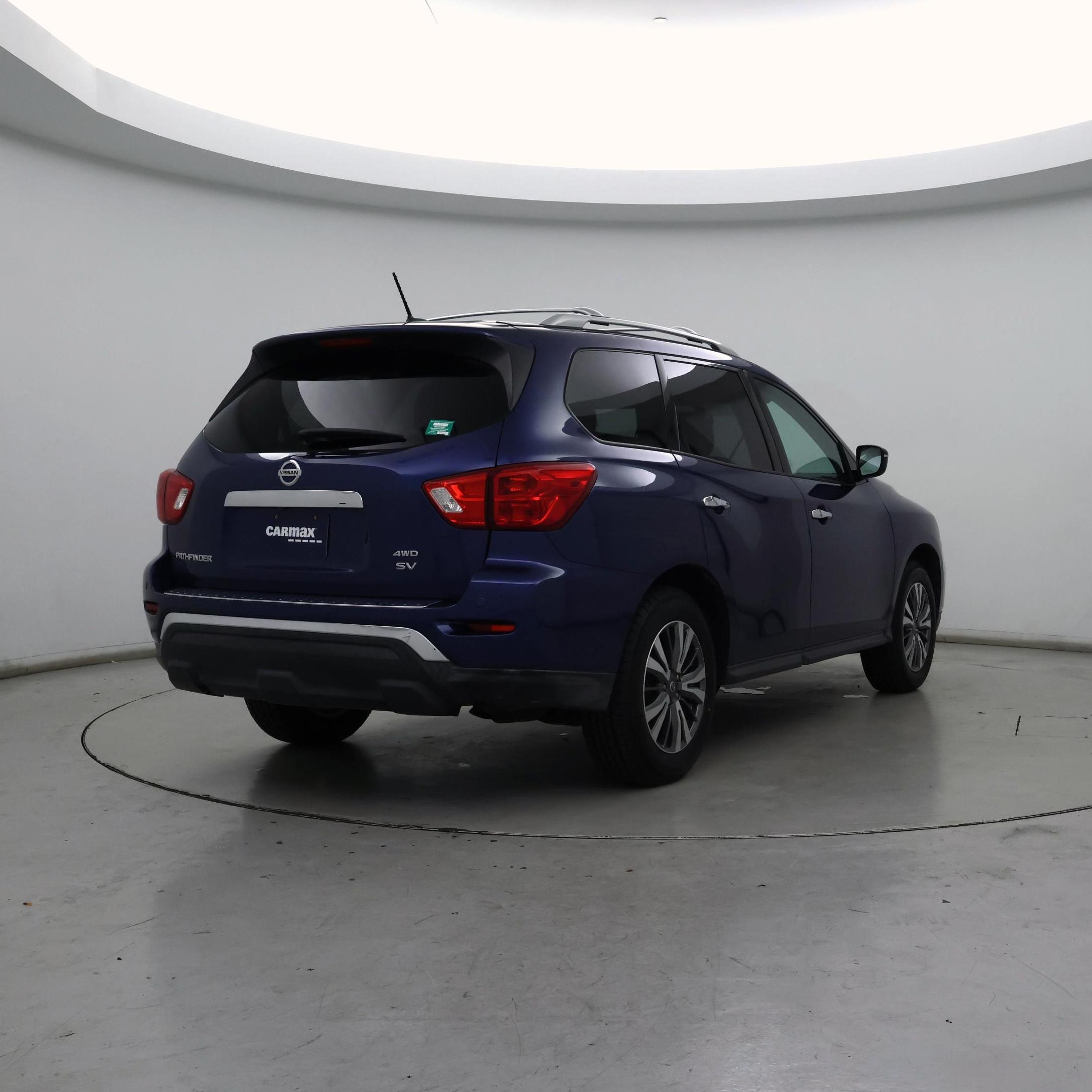 Thumbnail: 2017 Nissan Pathfinder - 8