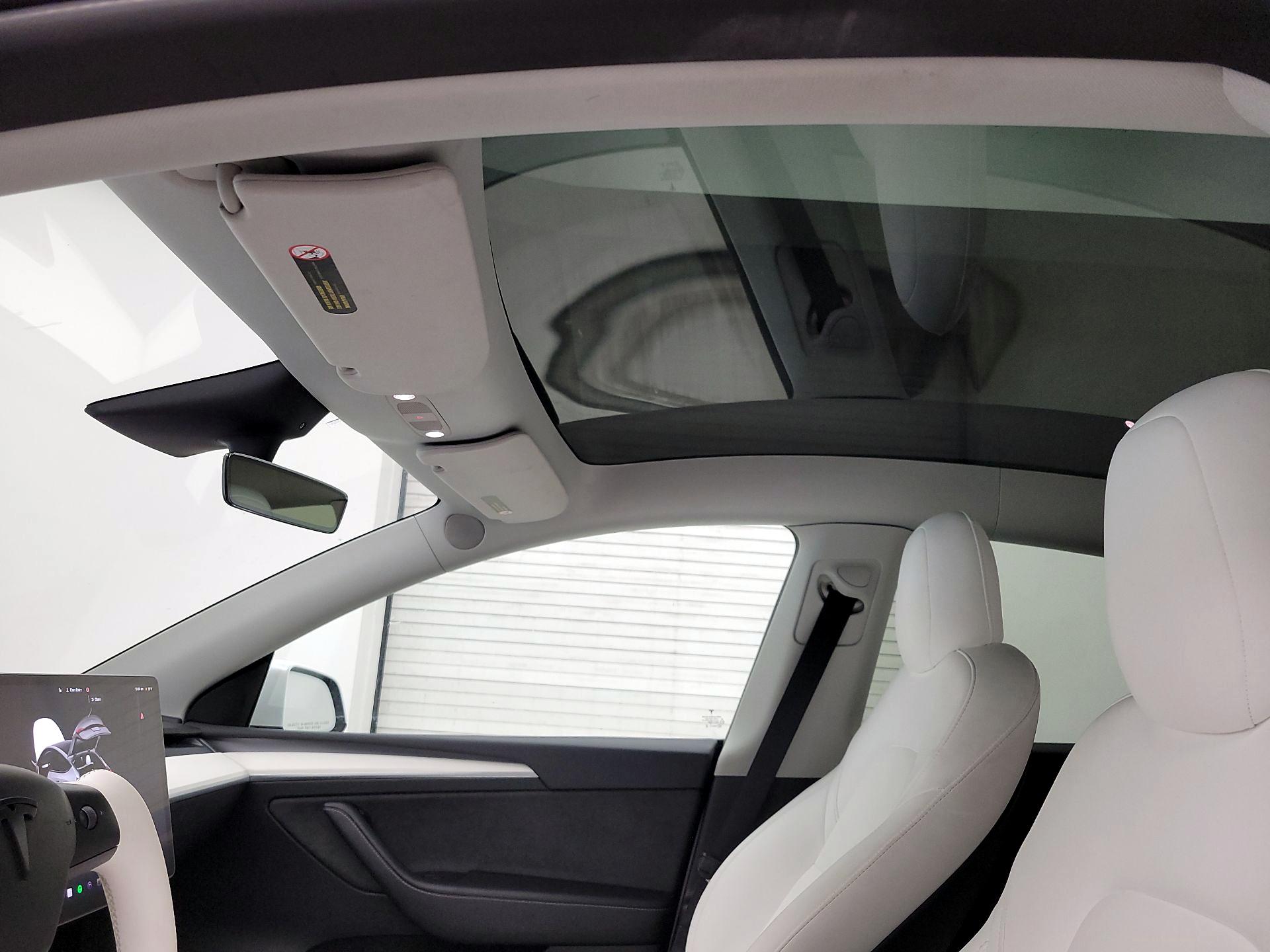 Thumbnail: 2023 Tesla Model Y - 18