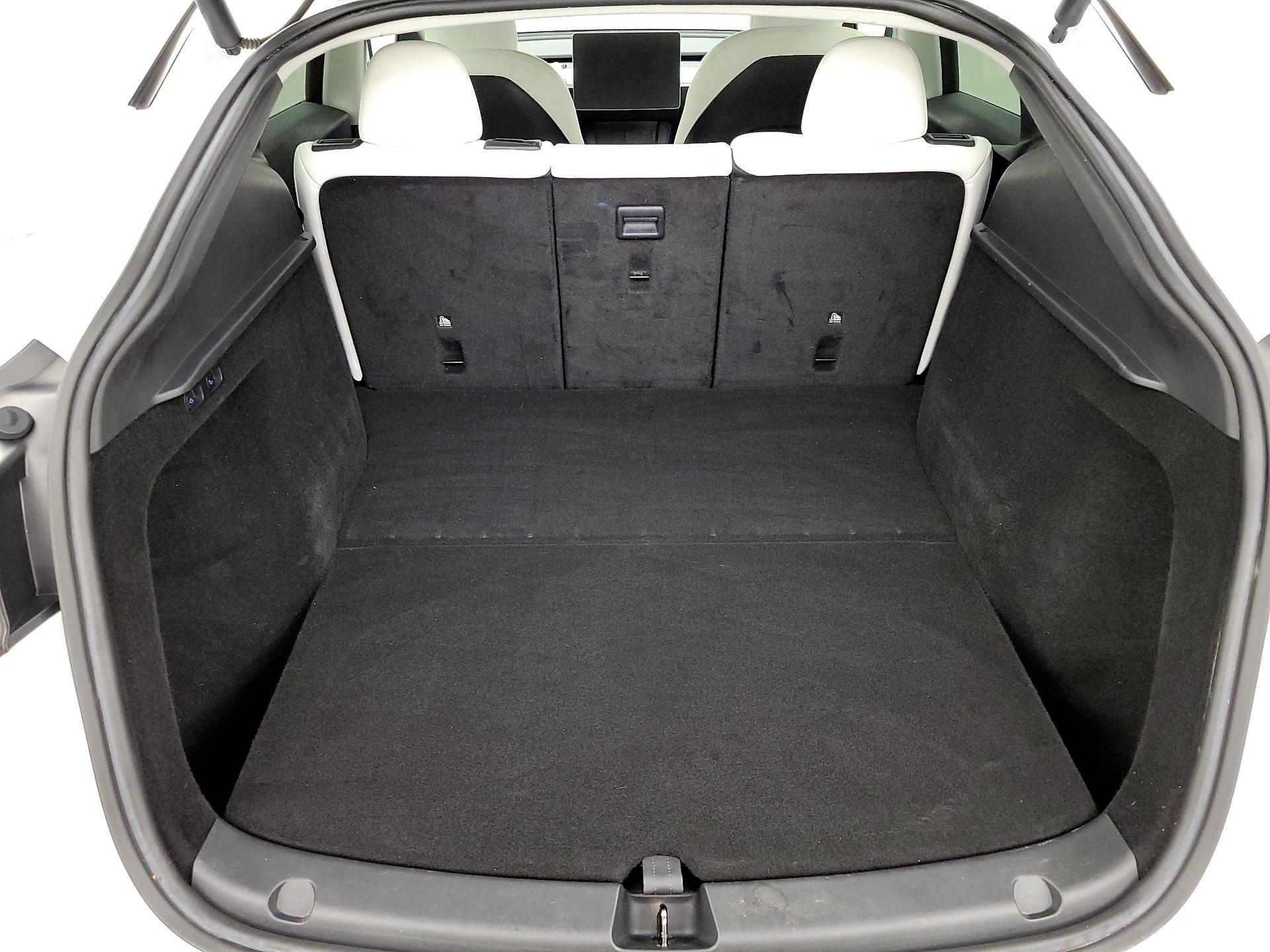 Thumbnail: 2023 Tesla Model Y - 20