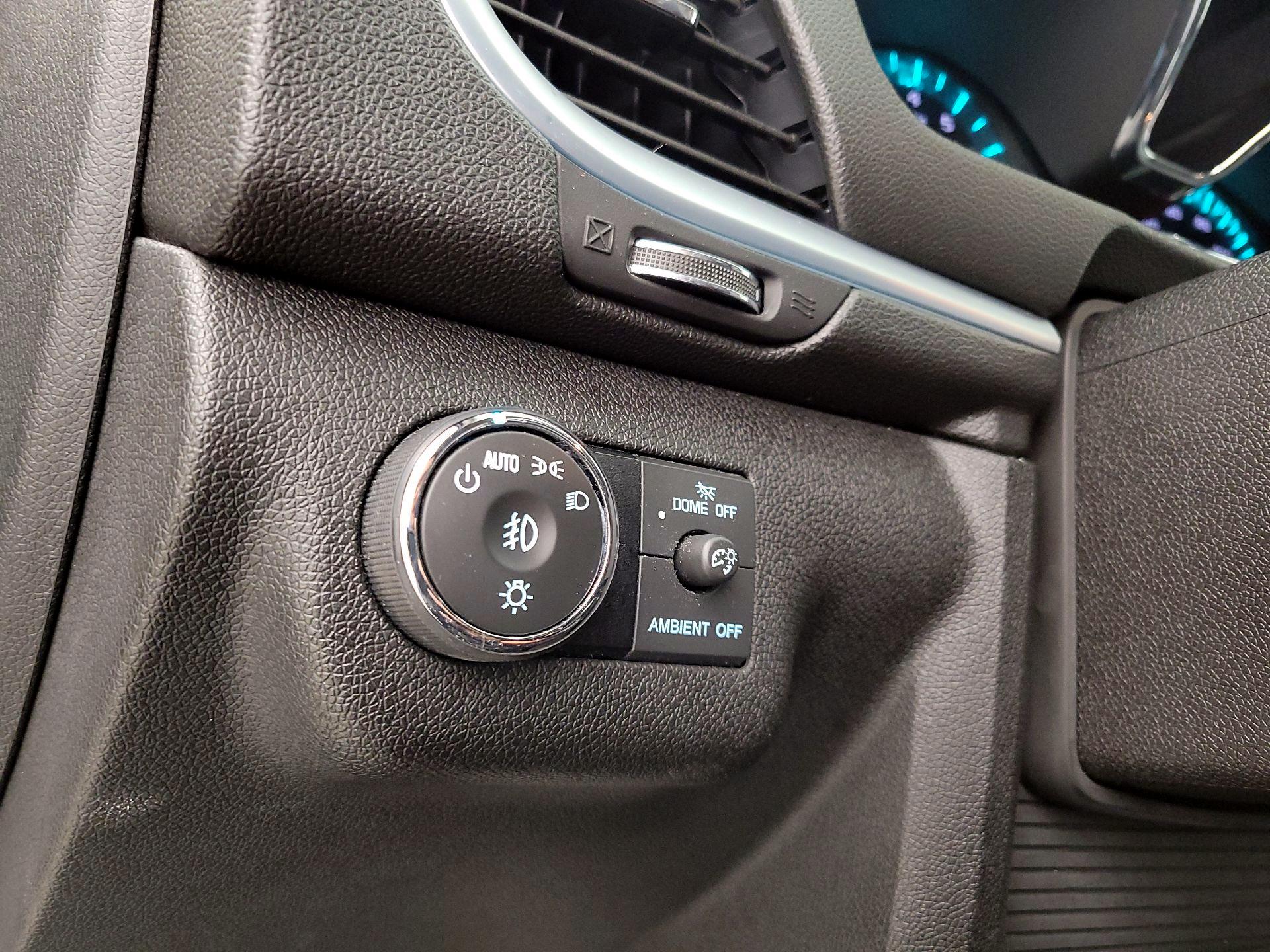 Thumbnail: 2017 Chevrolet Traverse - 13