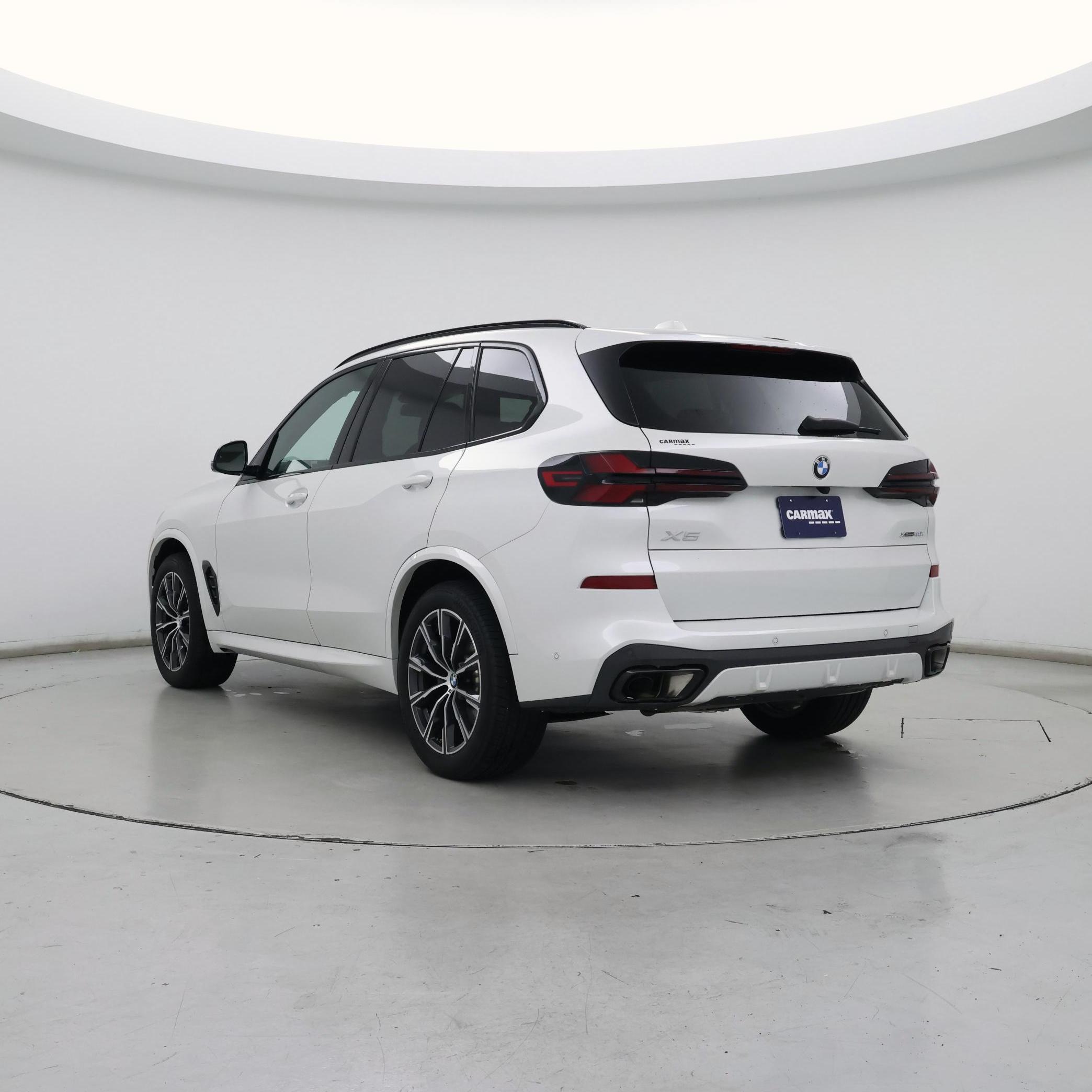 Thumbnail: 2025 BMW X5 - 2