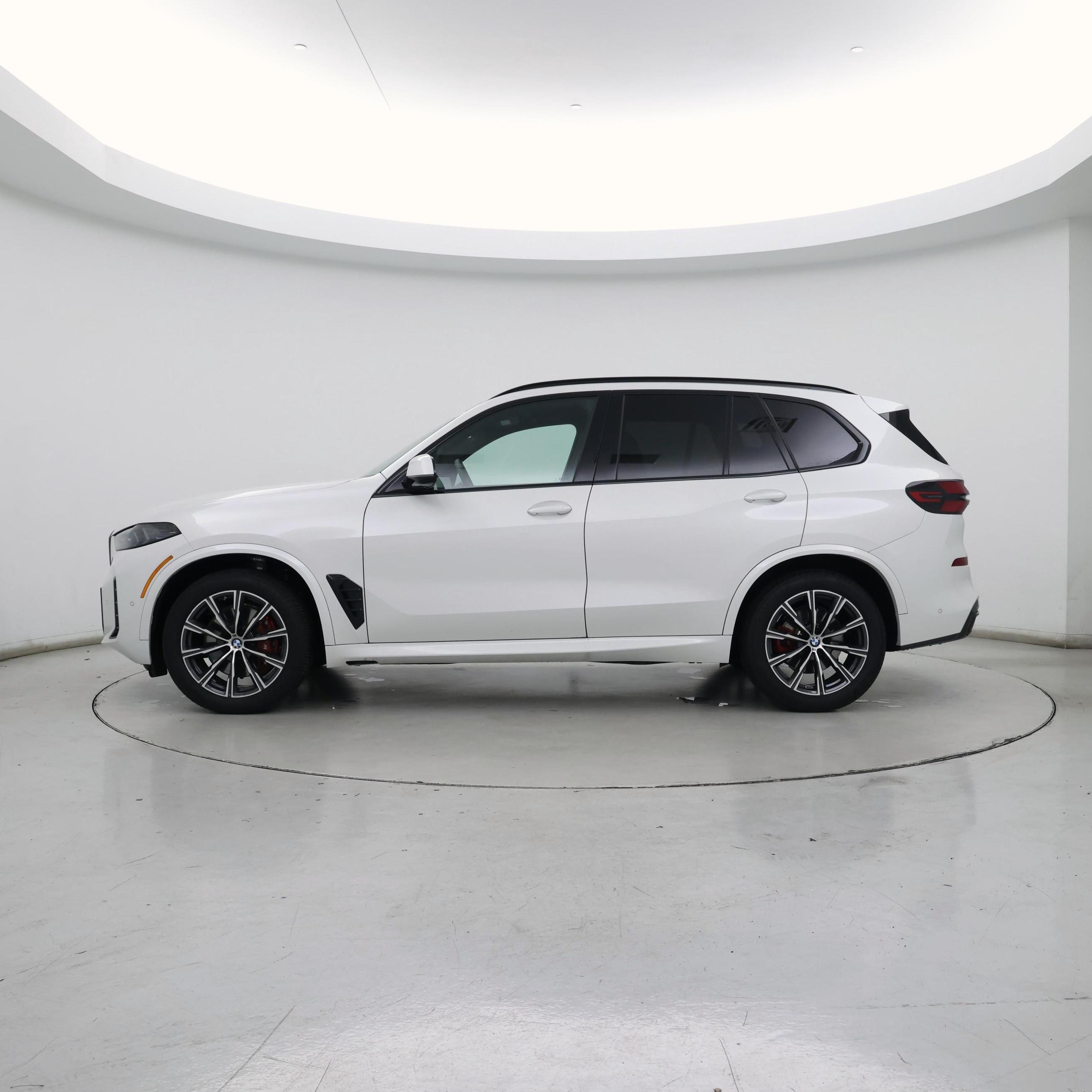 Thumbnail: 2025 BMW X5 - 3