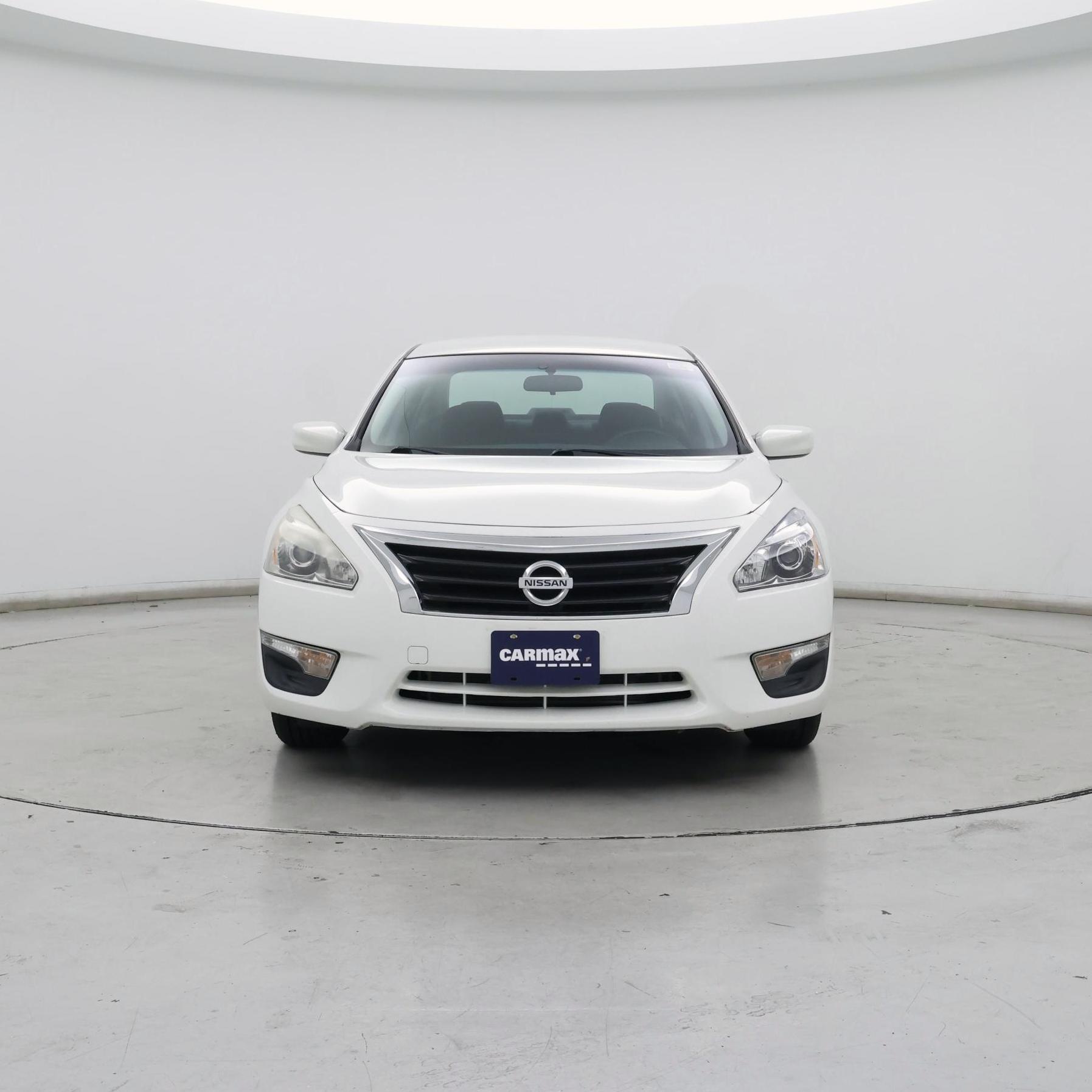 Thumbnail: 2015 Nissan Altima - 5