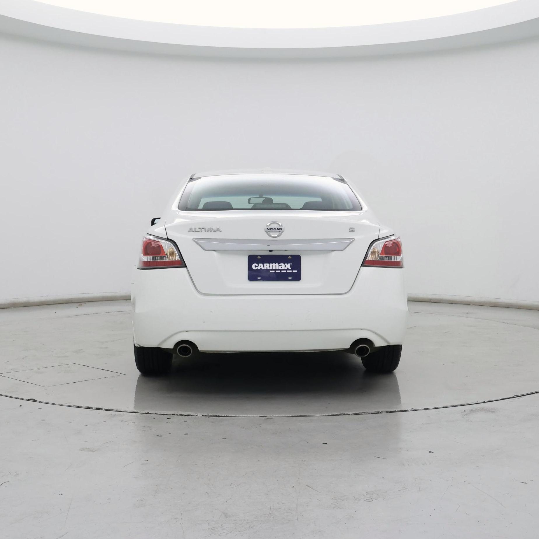Thumbnail: 2015 Nissan Altima - 6