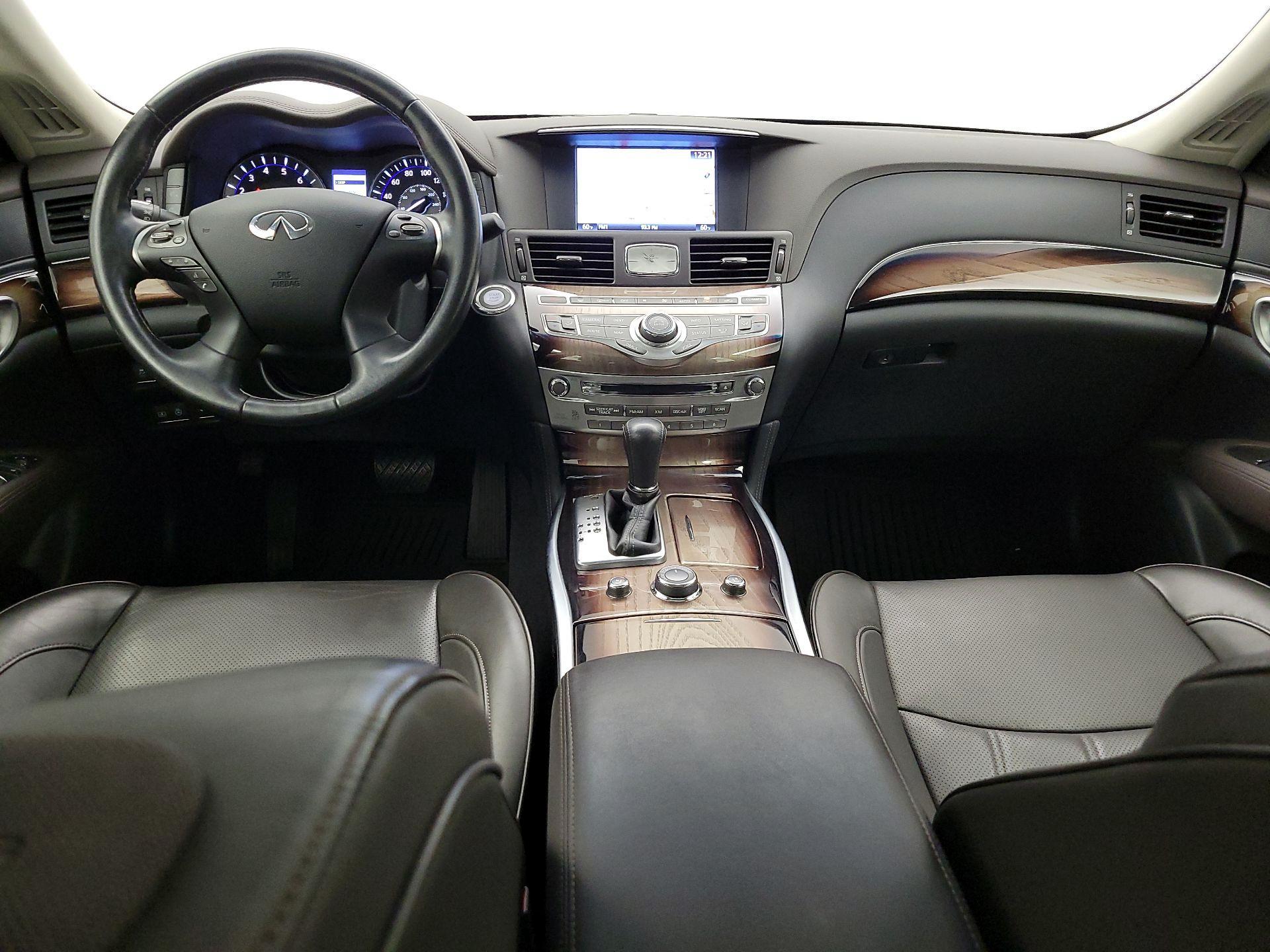 Thumbnail: 2015 INFINITI Q70 - 9