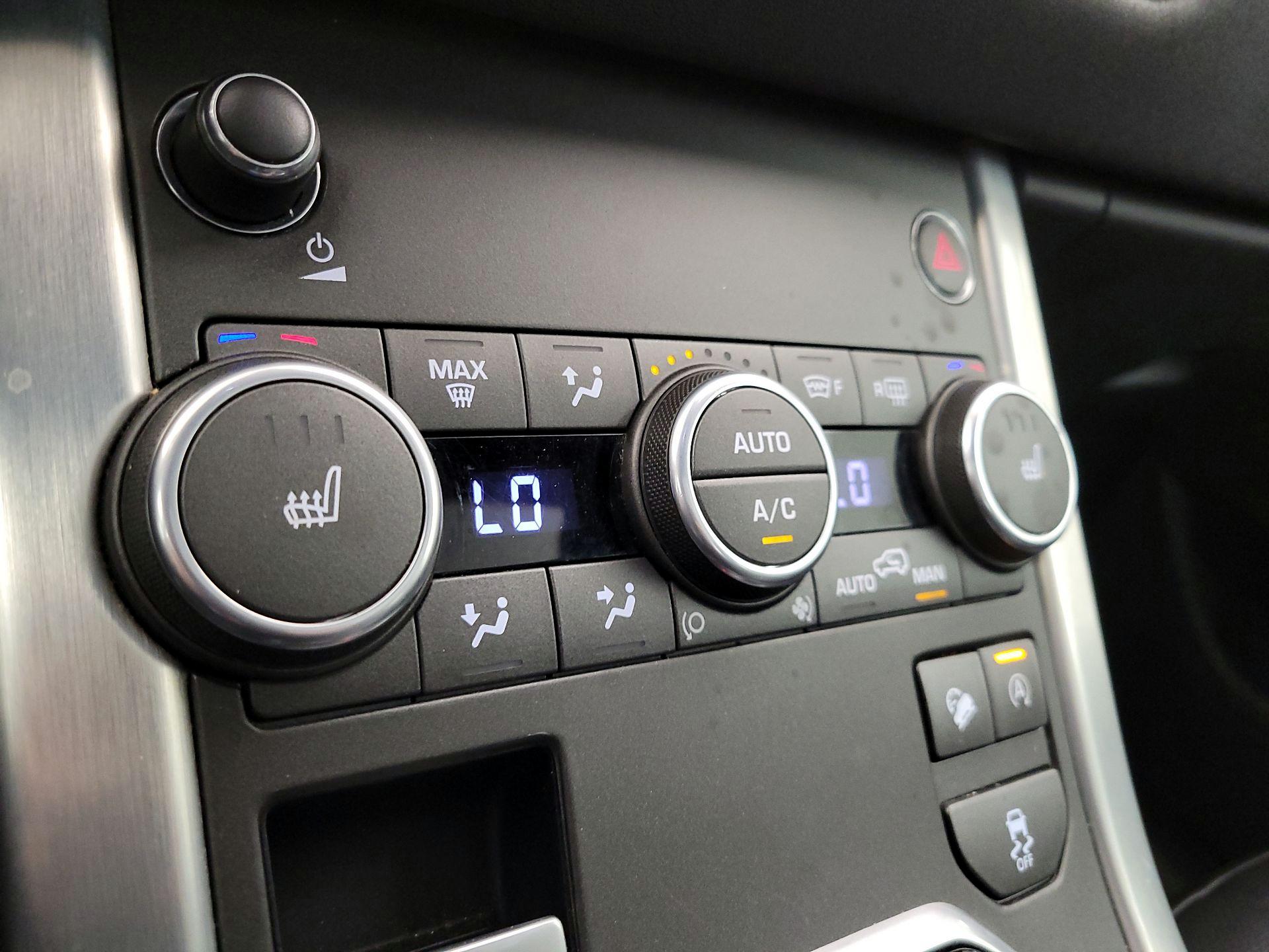 Thumbnail: 2017 Land Rover Range Rover Evoque - 17