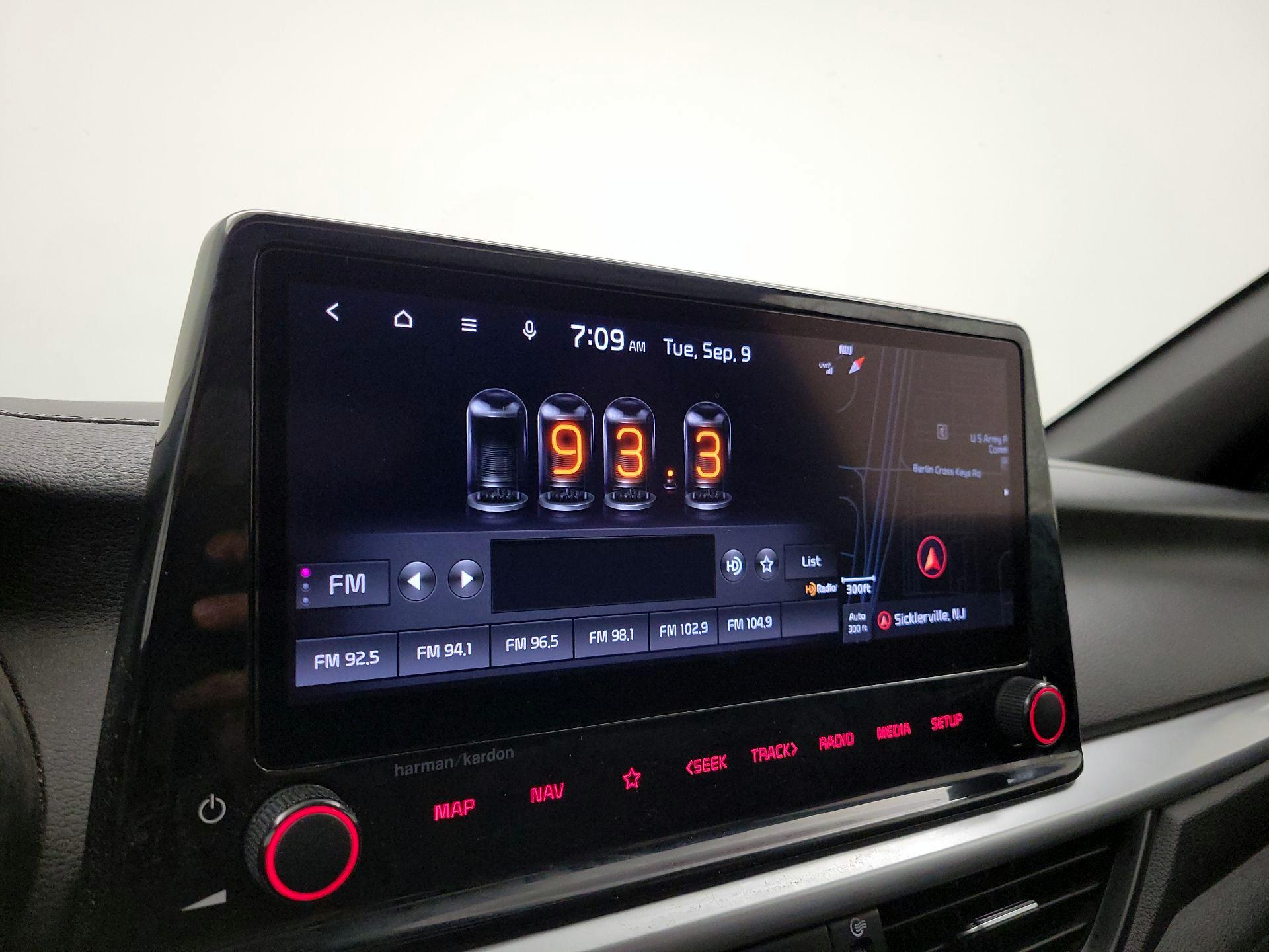 Thumbnail: 2022 Kia Forte - 16