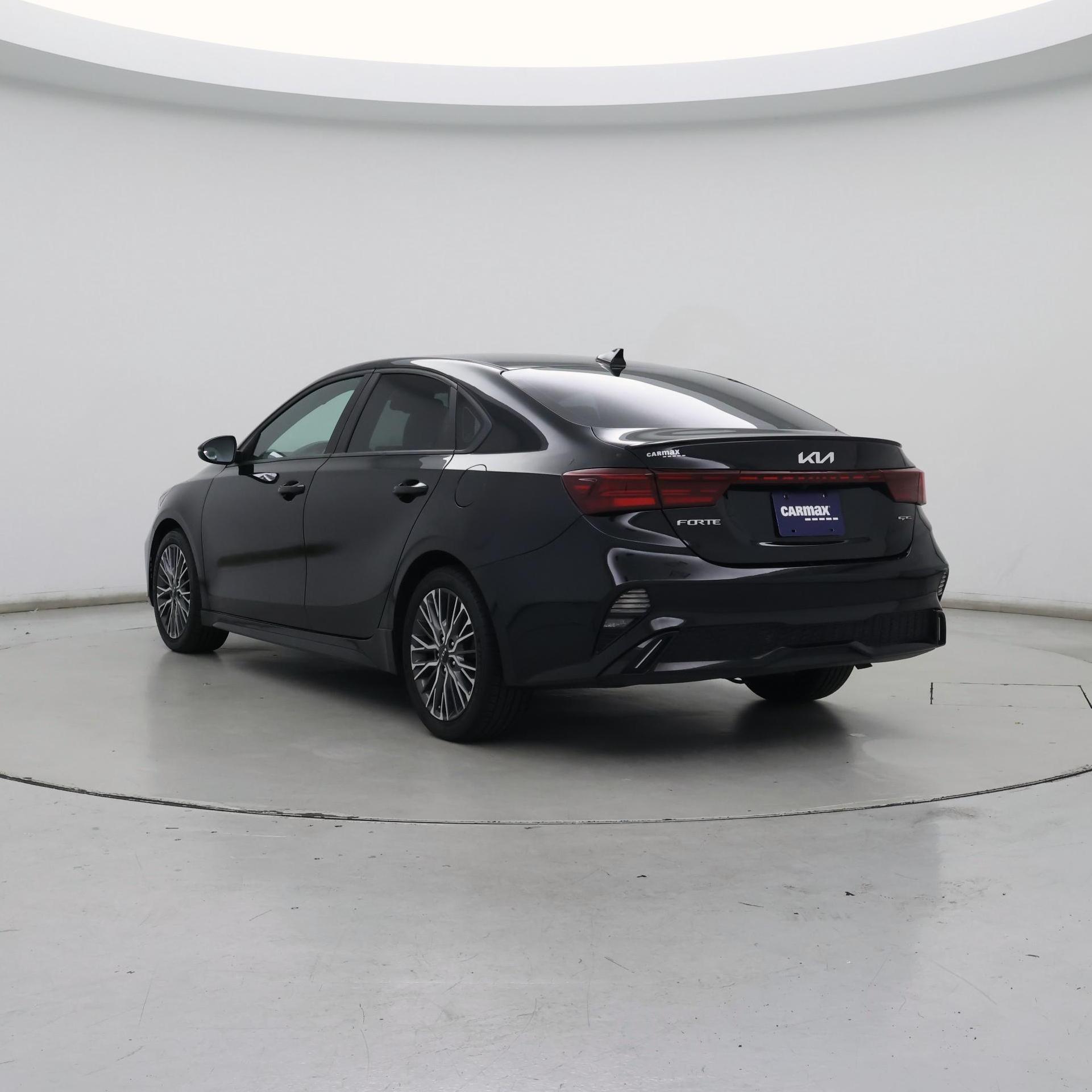 Thumbnail: 2022 Kia Forte - 2
