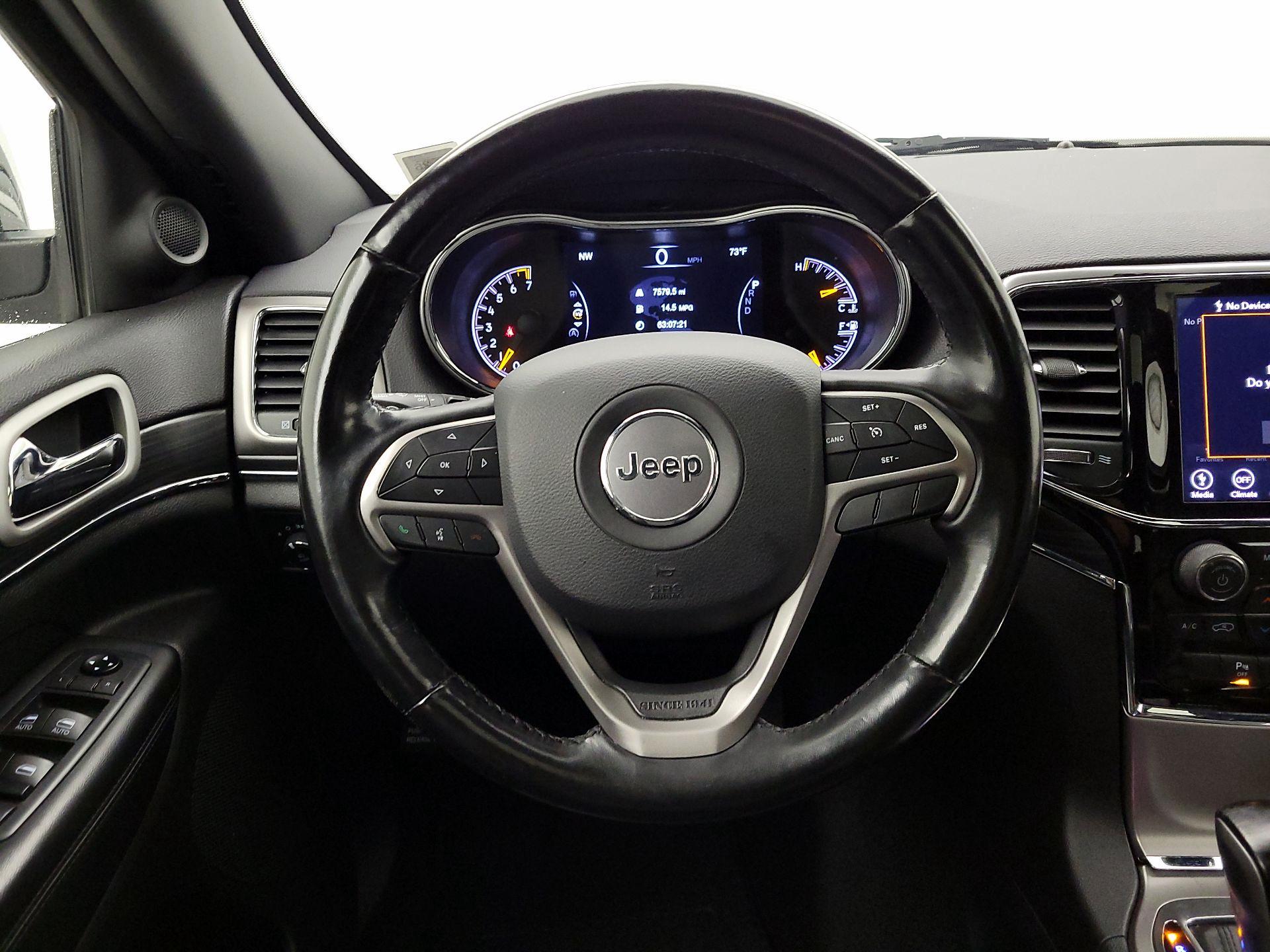 Thumbnail: 2020 Jeep Grand Cherokee - 10